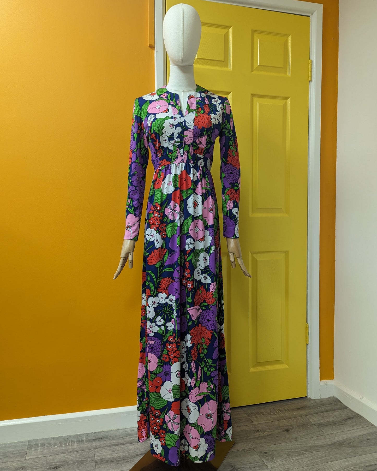 60s/70s Bloomingdale's floral maxi dress - Size 8