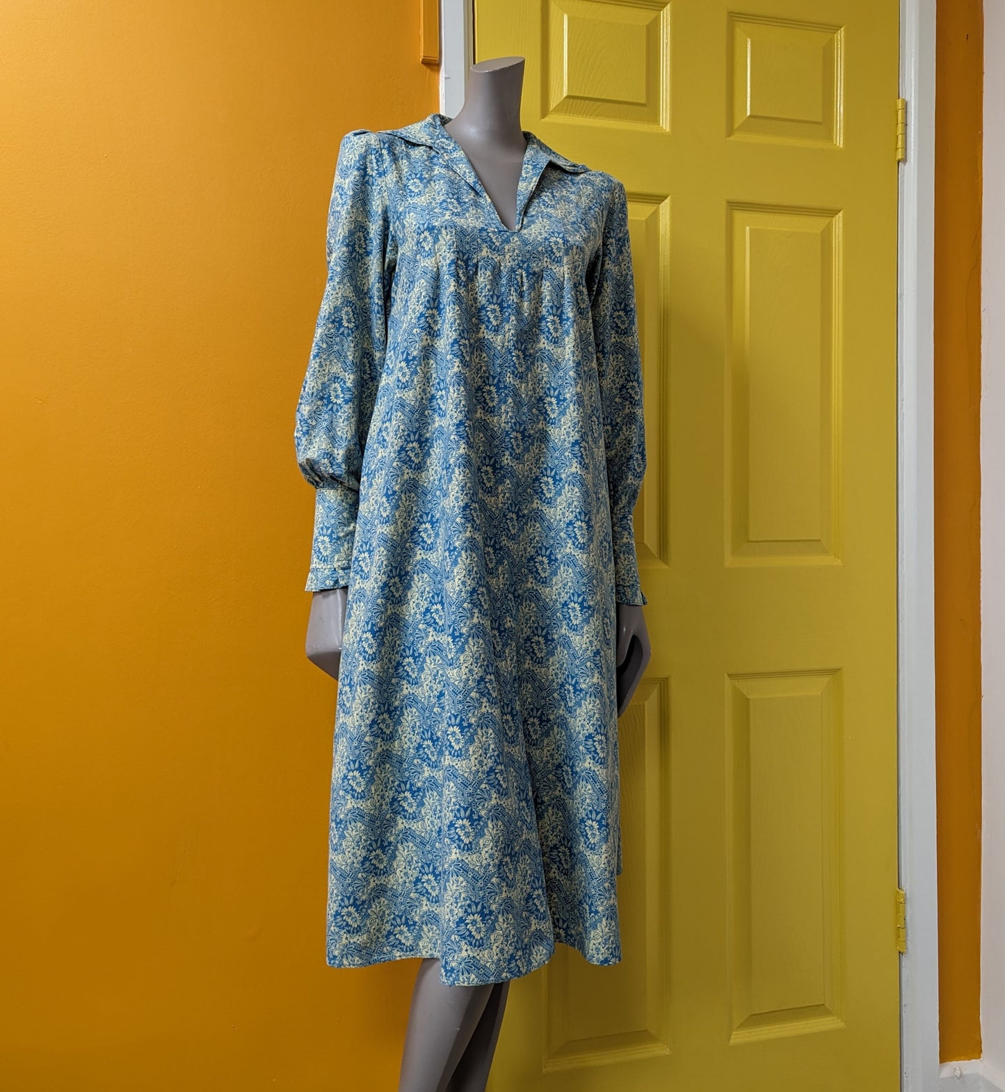 1970s made in Wales Laura Ashley dress - Size 8