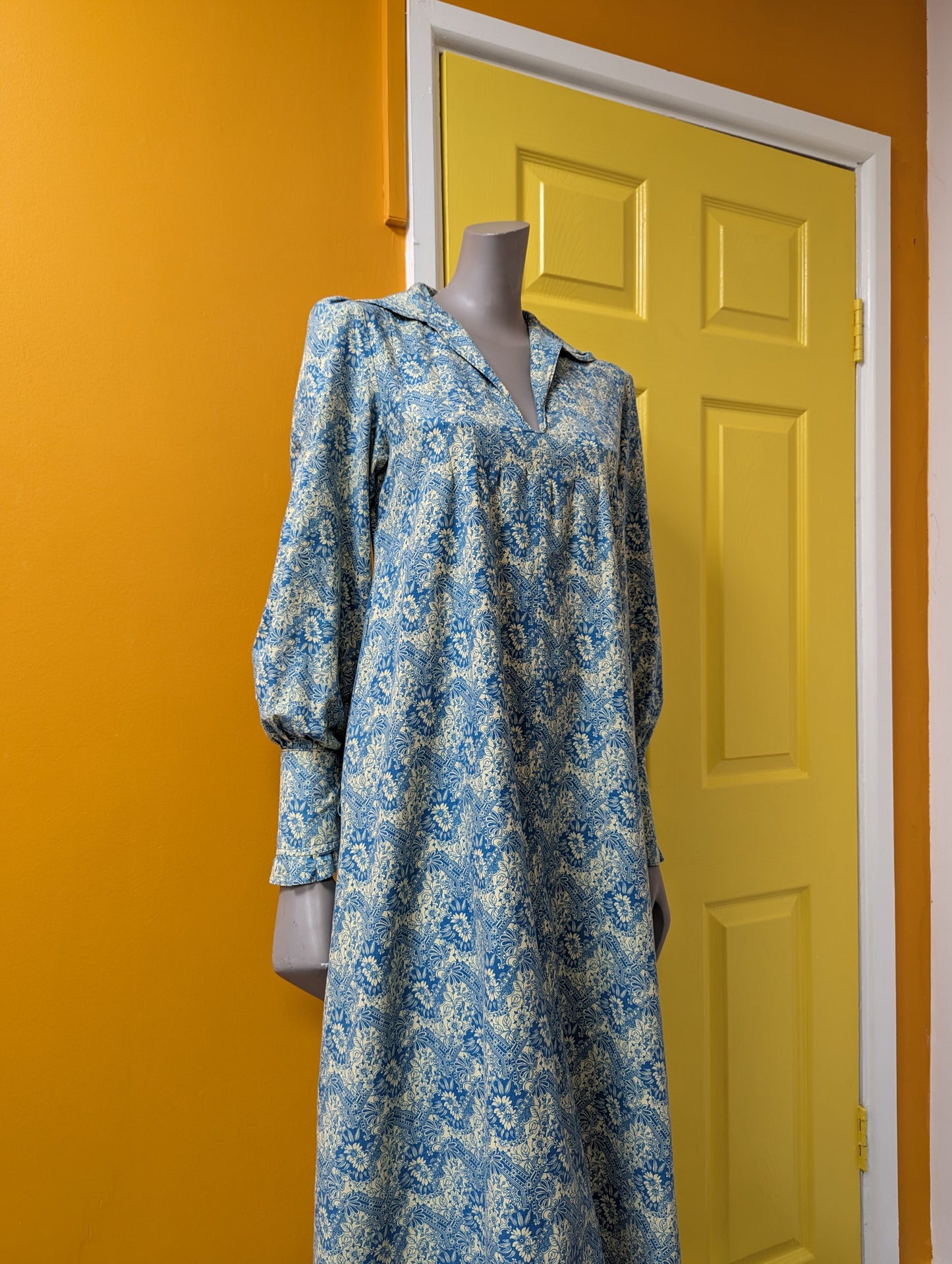 1970s made in Wales Laura Ashley dress - Size 8