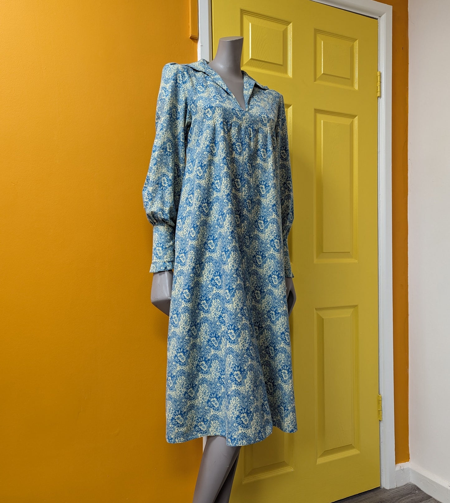 1970s made in Wales Laura Ashley dress - Size 8