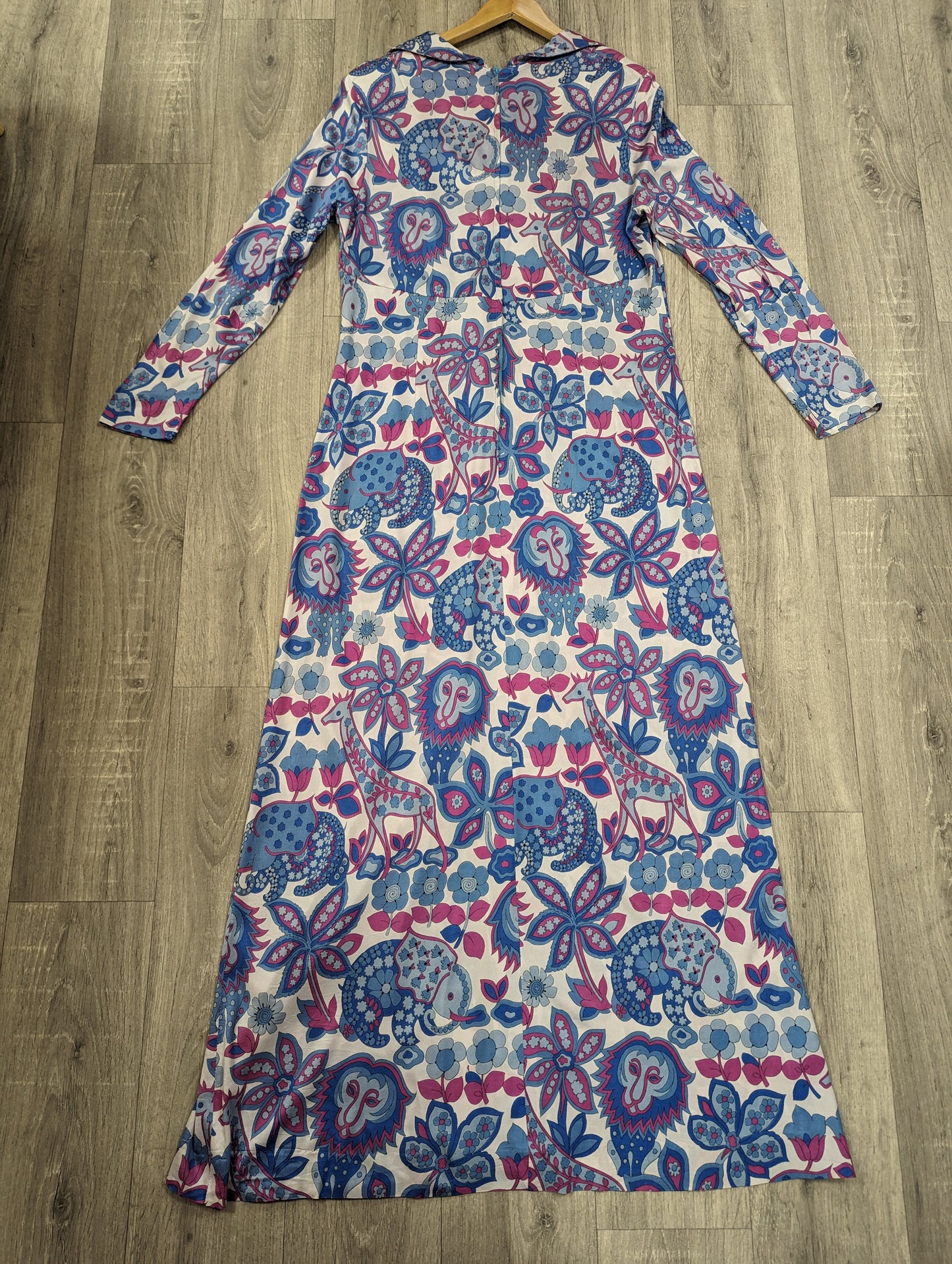 Epic 1970s Carnegie novelty animal print maxi dress - Size 16