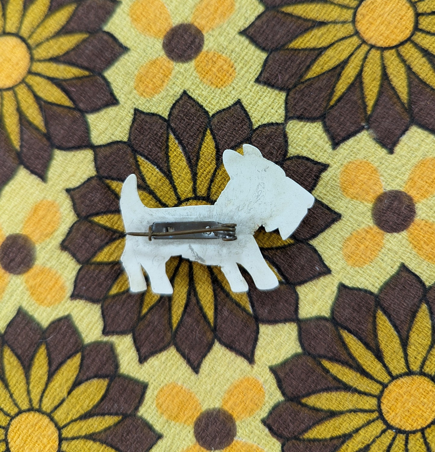 Scotty dog brooch