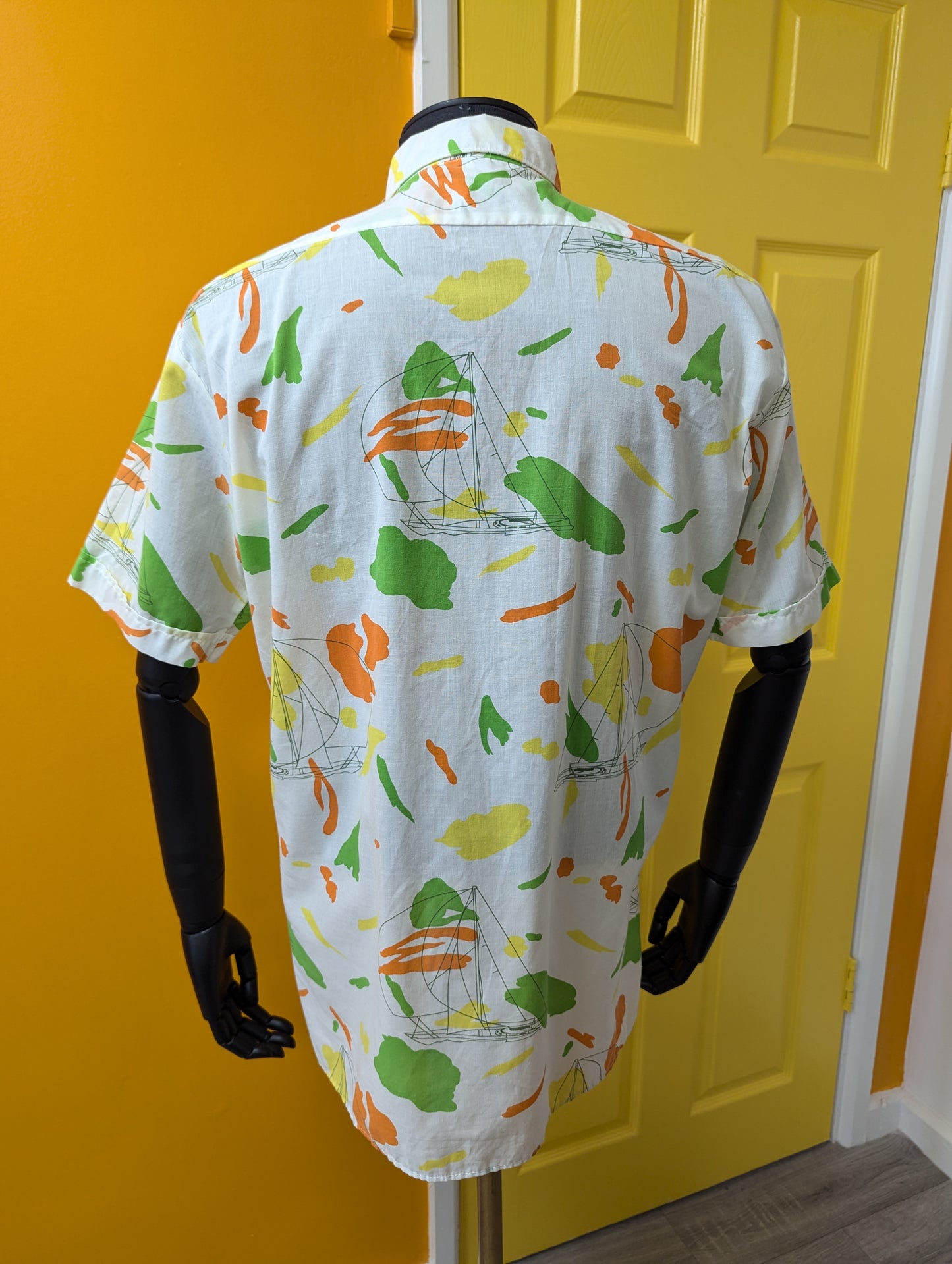 1970s Hot Summer by McDuncan novelty boat print shirt