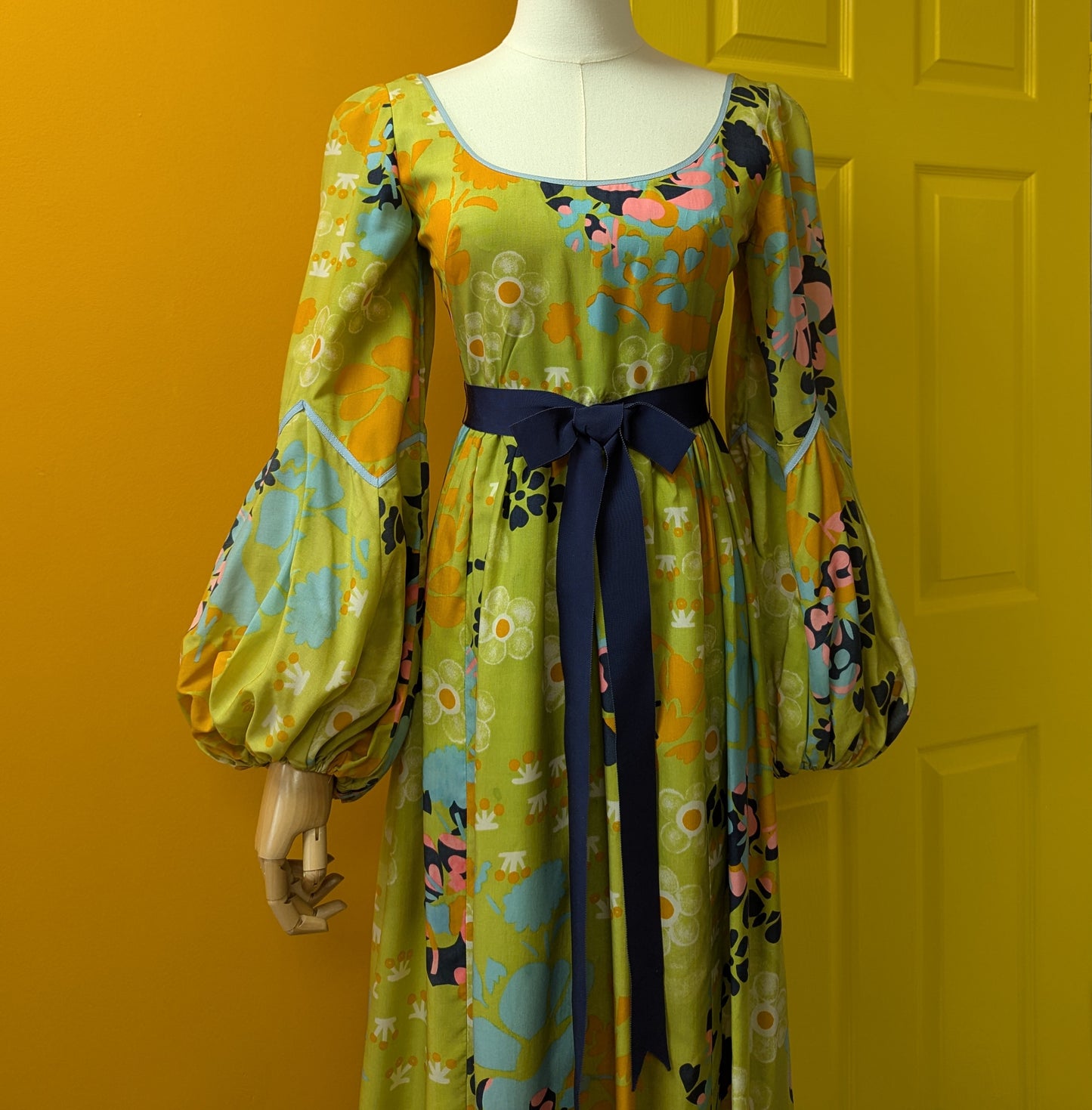 Incredible 1960s Frank Usher psychedelic maxi dress - XS