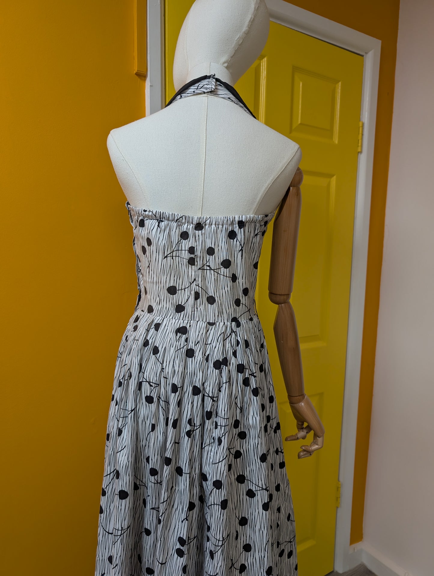 1950s Kerrybrooke cotton cherry print dress - 8