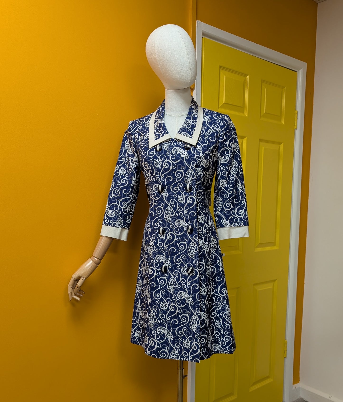 Gorgeous 1960s blue/white coat - XXS/XS