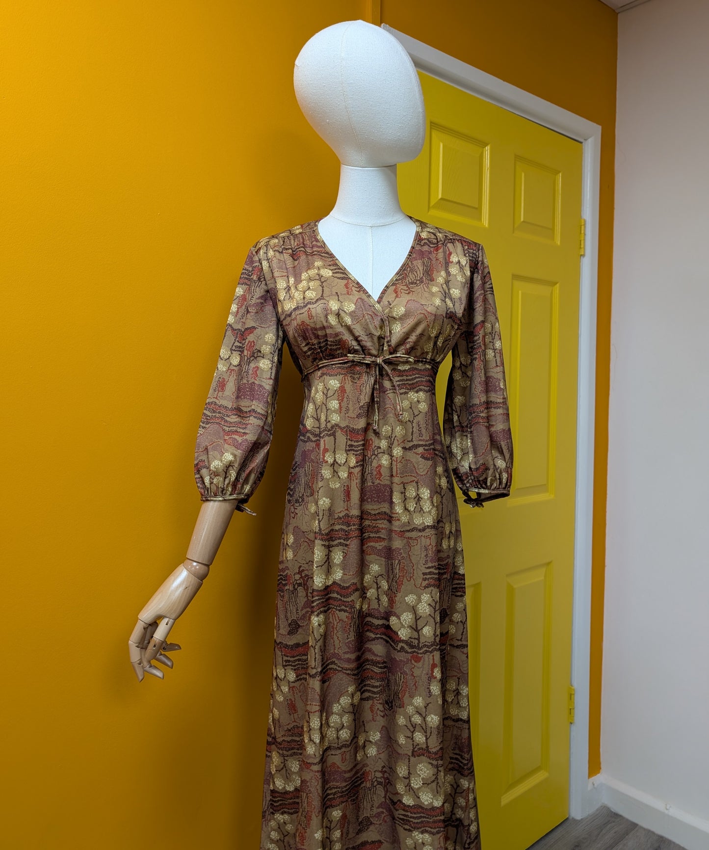 1970s autumnal tree print maxi dress - Size 10