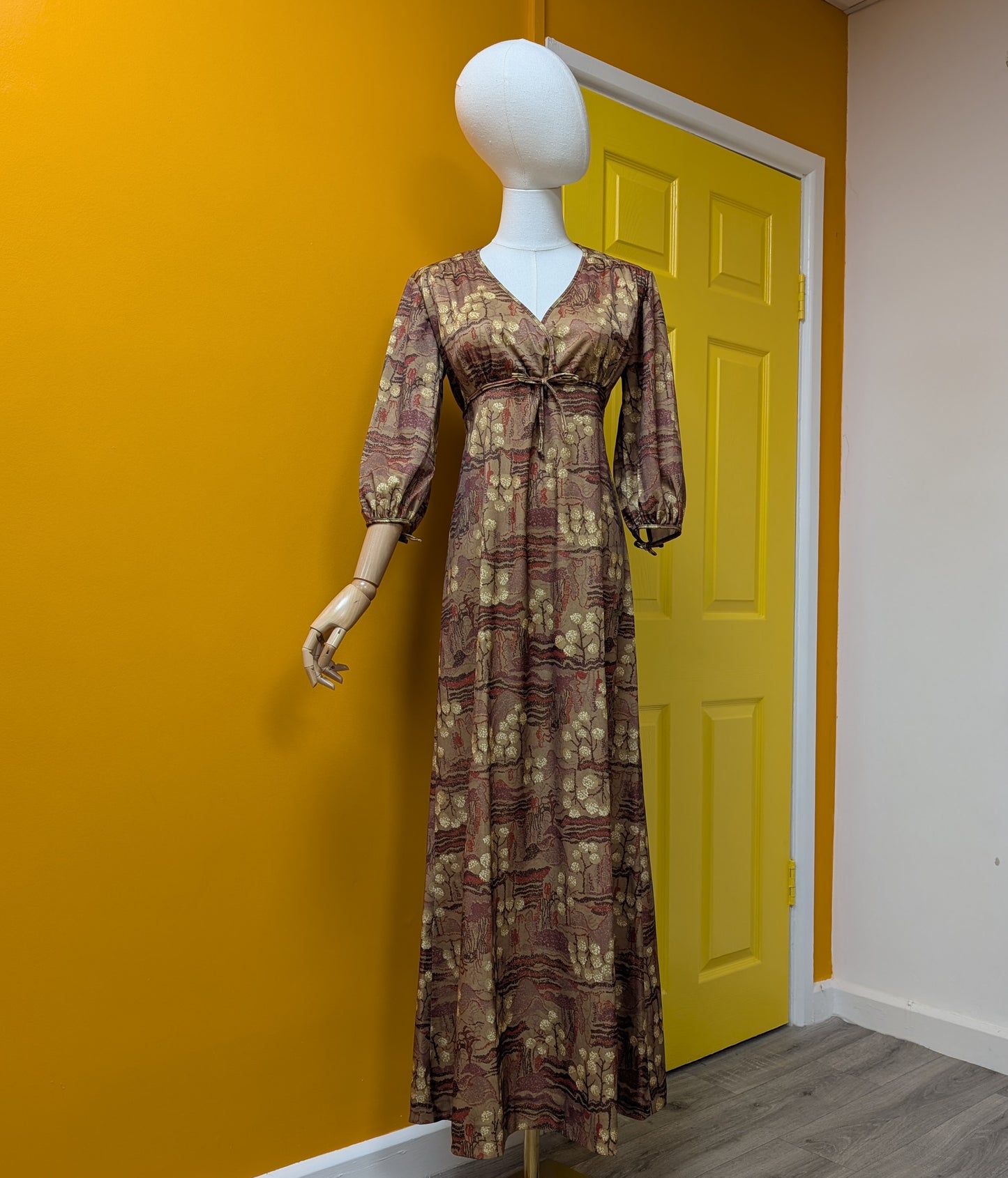 1970s autumnal tree print maxi dress - Size 10