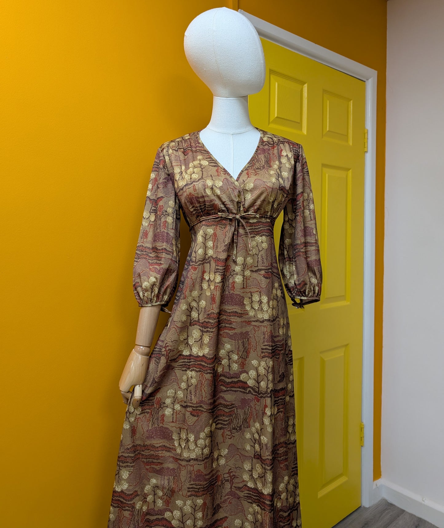 1970s autumnal tree print maxi dress - Size 10