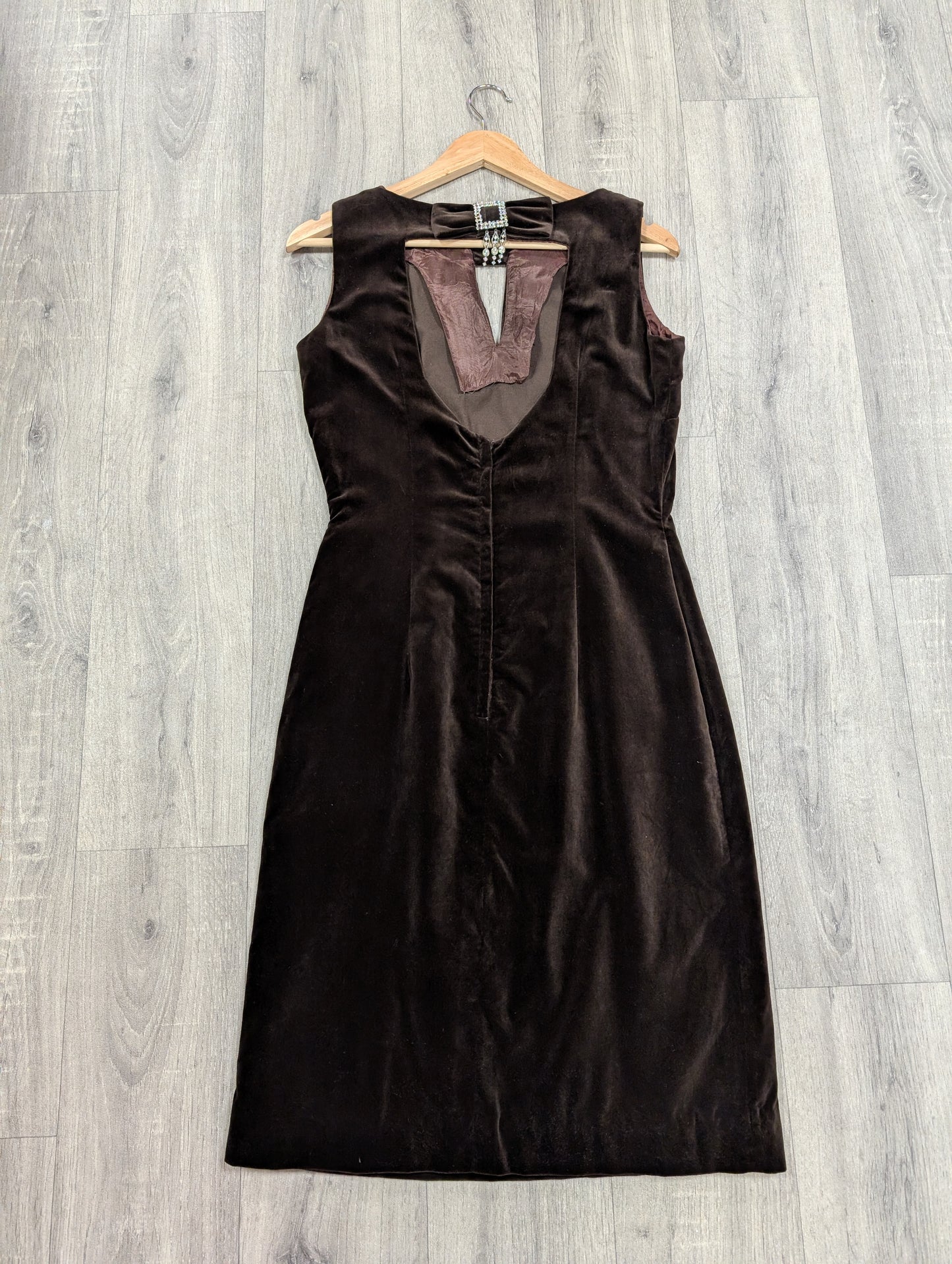 1960s Carnegie 'it's a symphony' brown velvet dress - Size 10