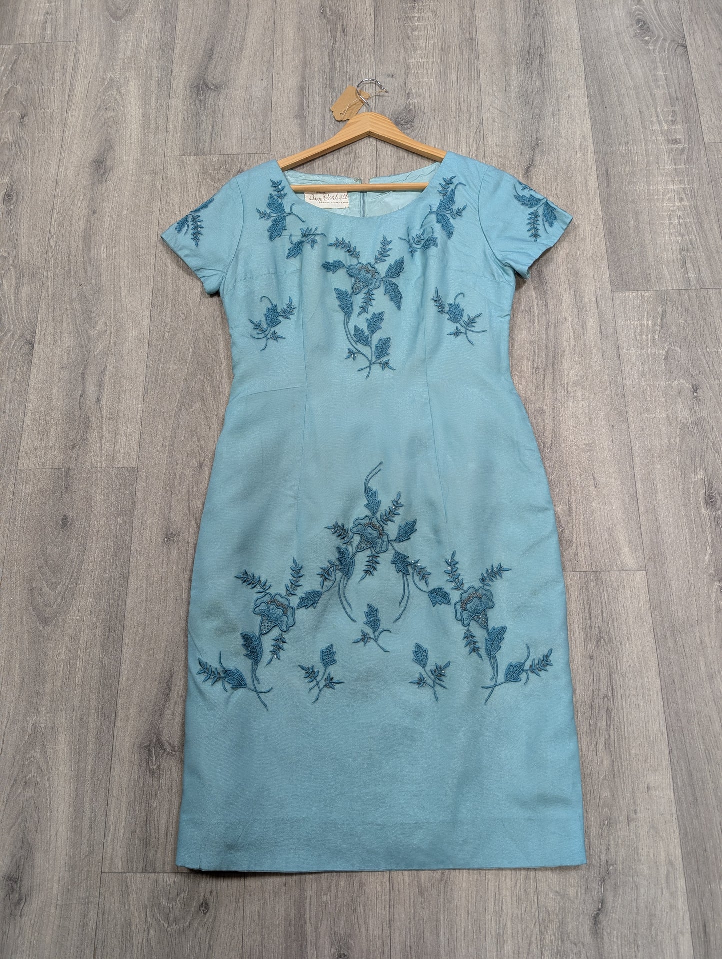 Gorgeous 1960s Ann Corbett embroidered dress - Size 10