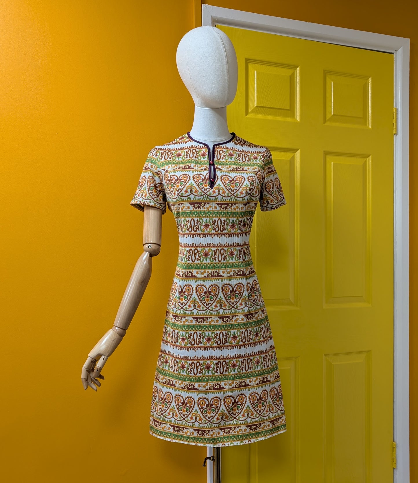 Cute 60s/70s dress - Size 8/10