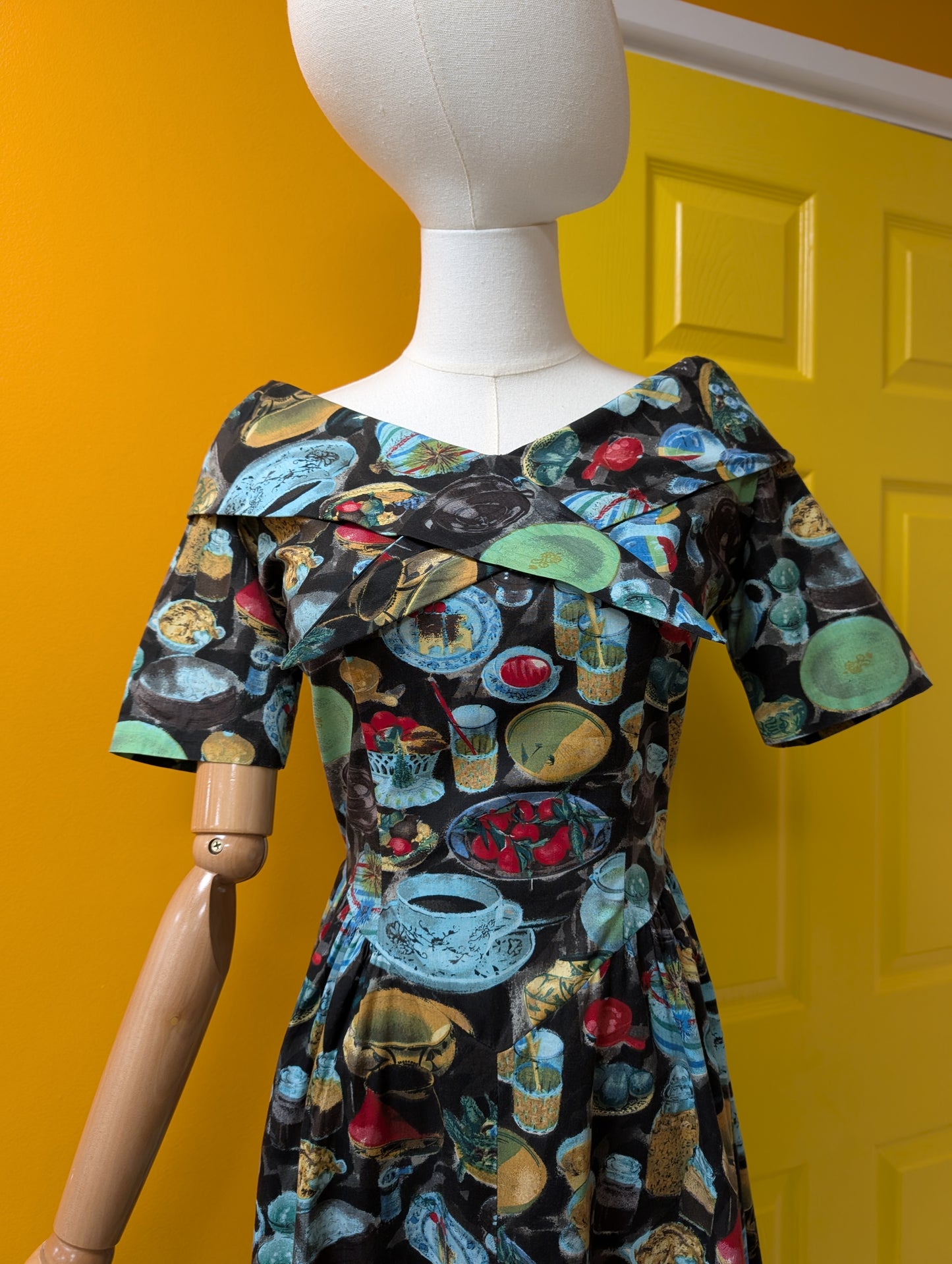 Fabulous 50s/60s Walgar London novelty print cotton dress - XS