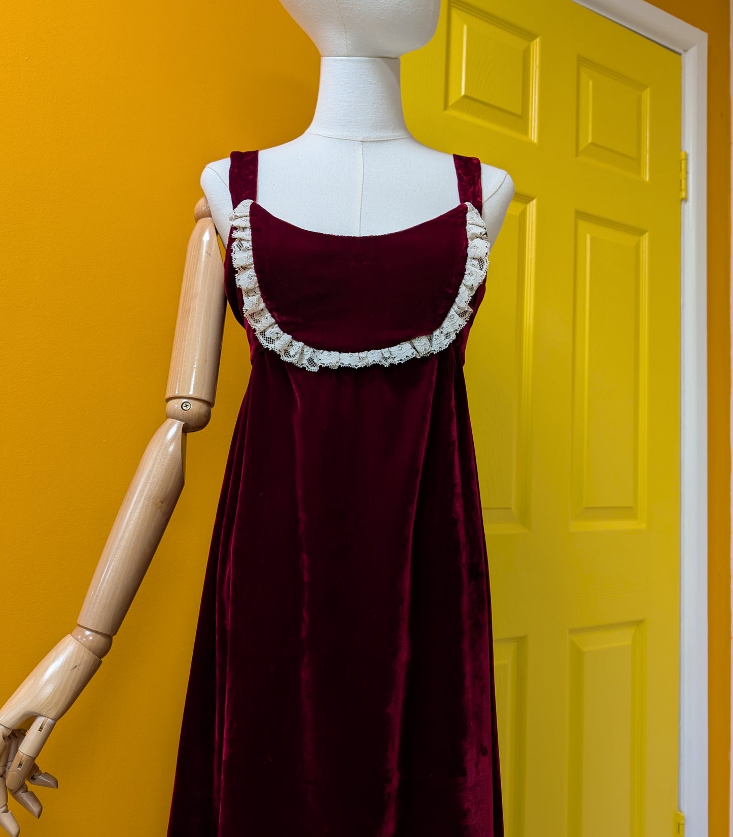 60s/70s velvet maxi dress - Size 10