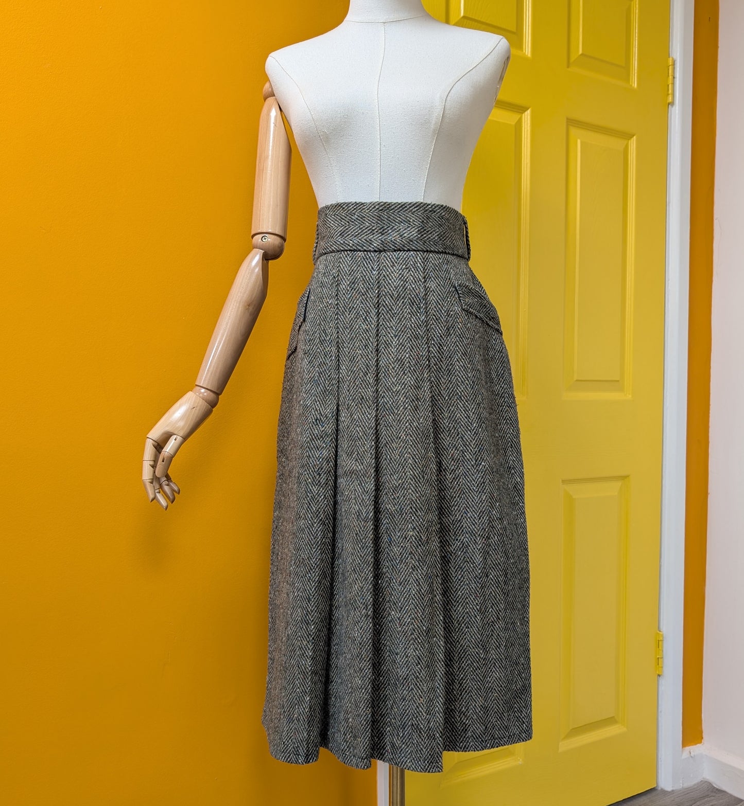 1970s wool blend skirt - 27" waist