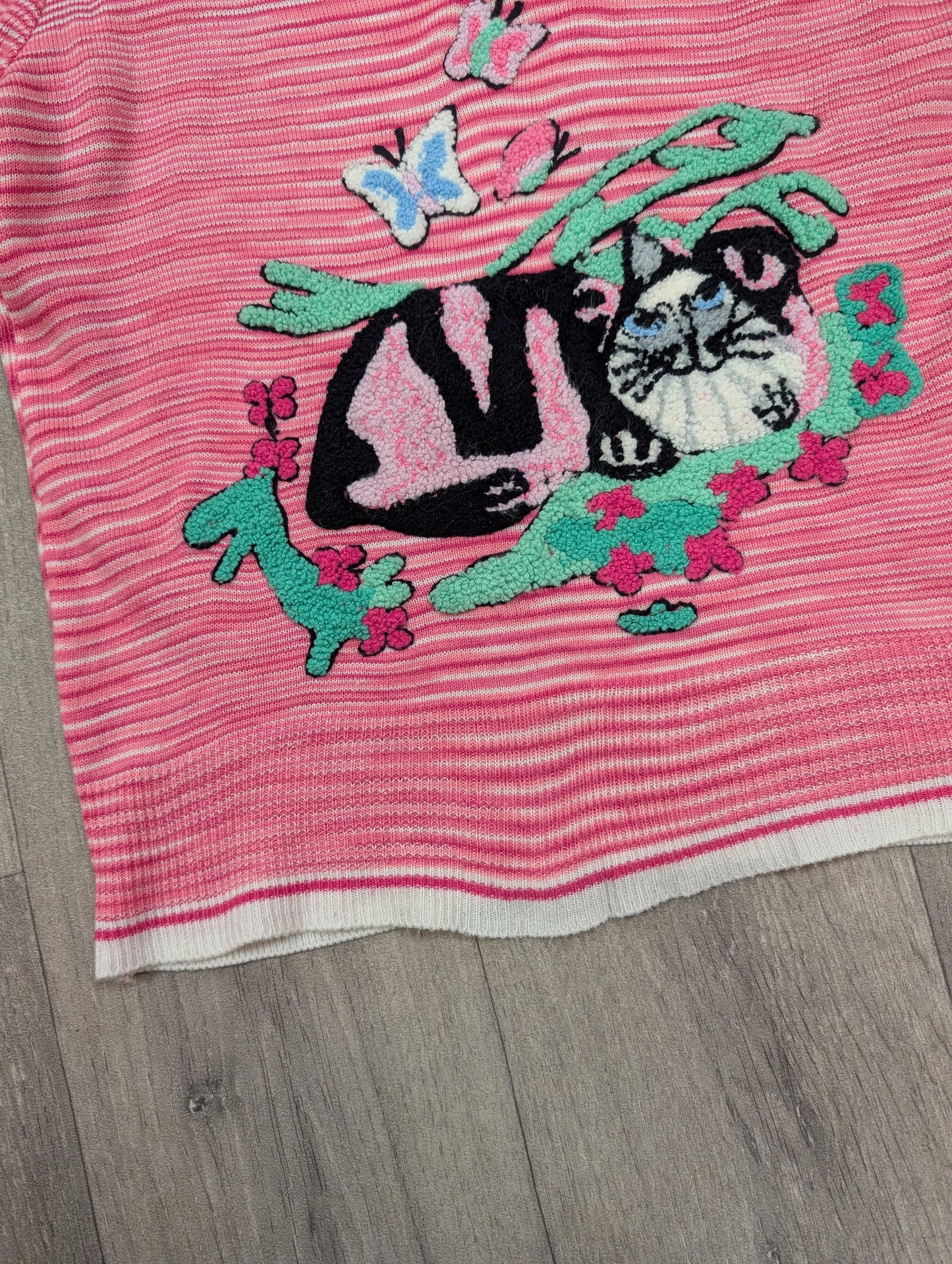 Adorable 1970s Tiffany Manor pink cat top - S