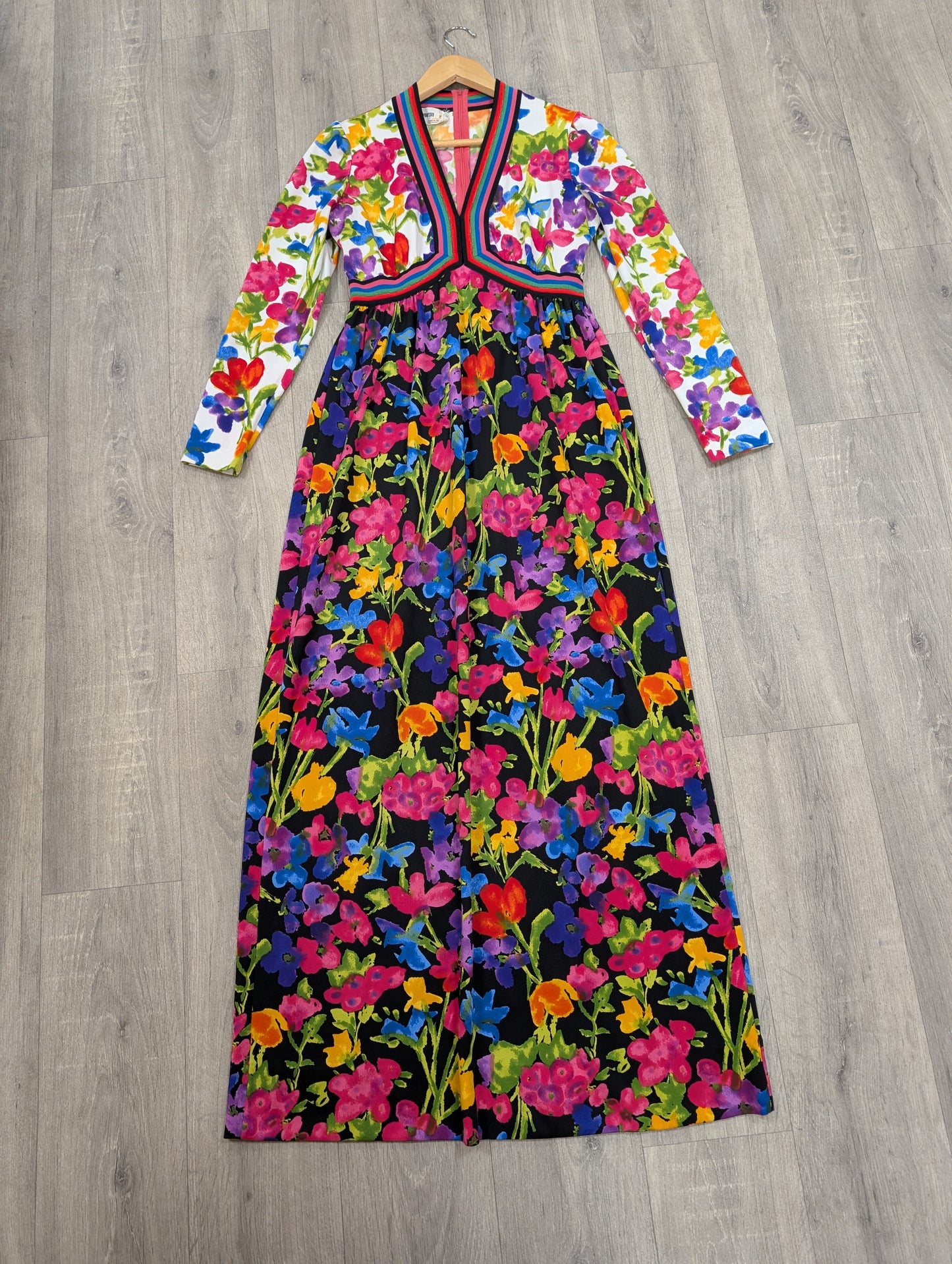 Gorgeous 1970s Goldworm colourful floral maxi dress