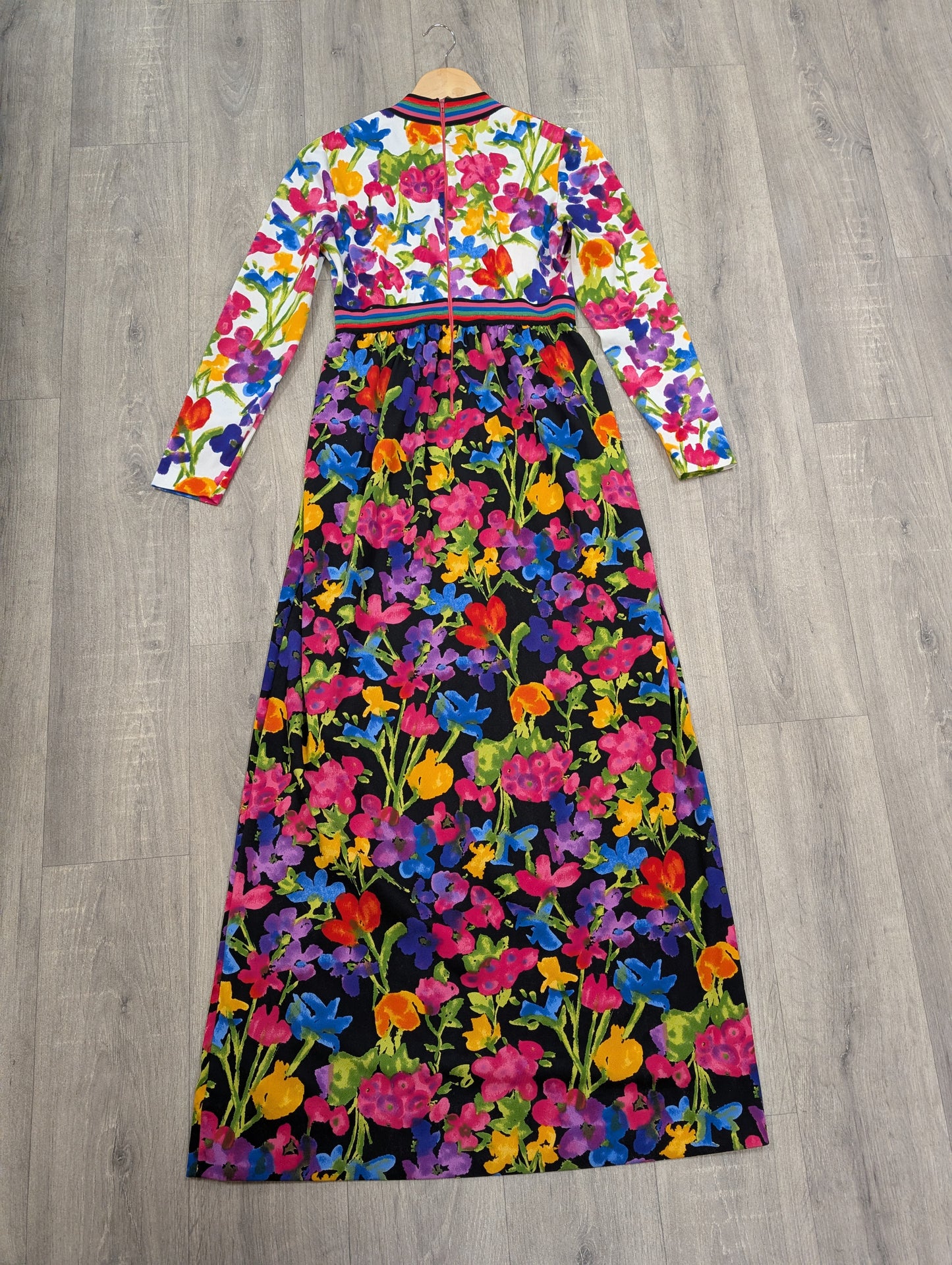 Gorgeous 1970s Goldworm colourful floral maxi dress