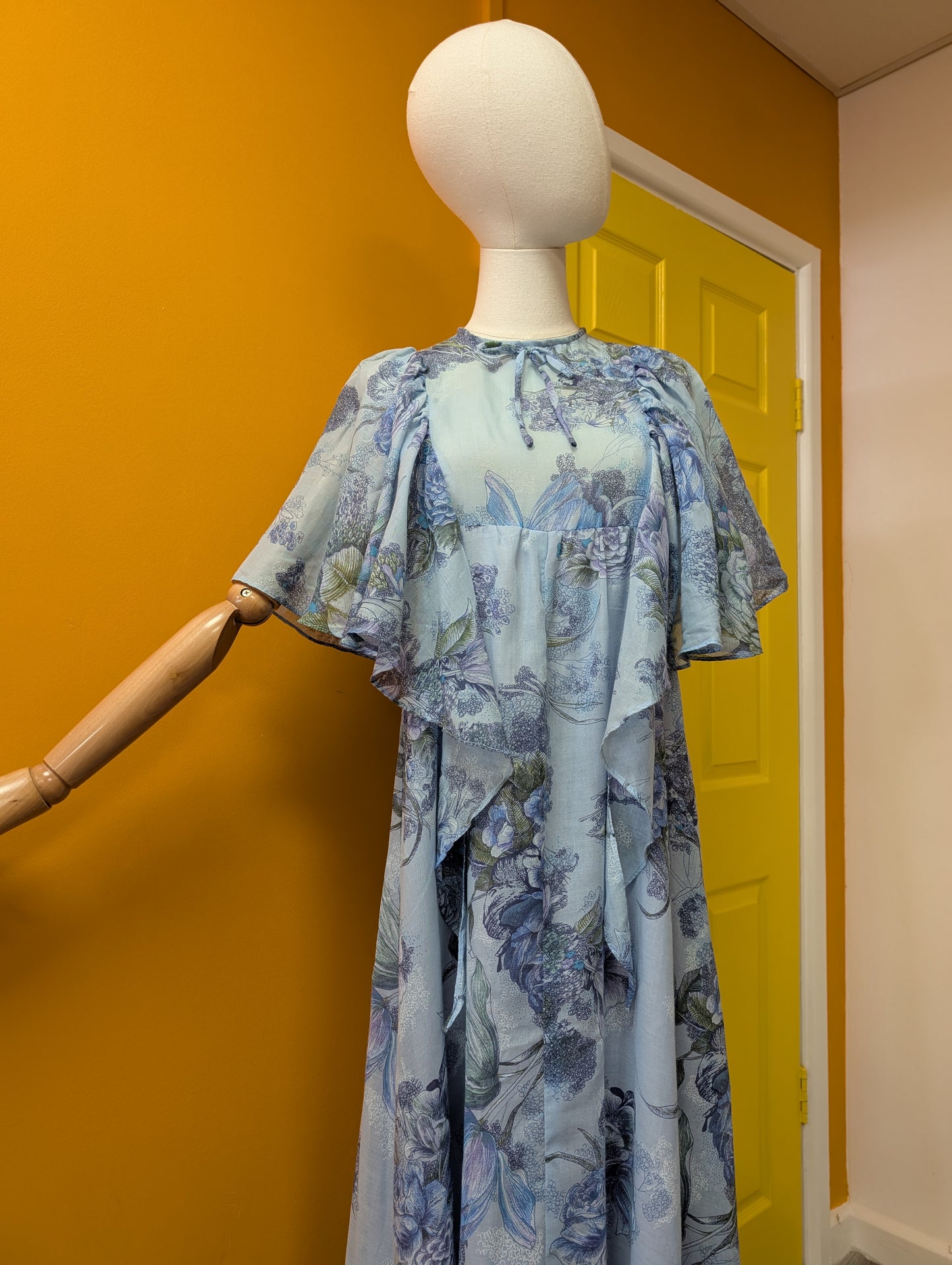 1970s Shelana blue maxi dress - Size 10