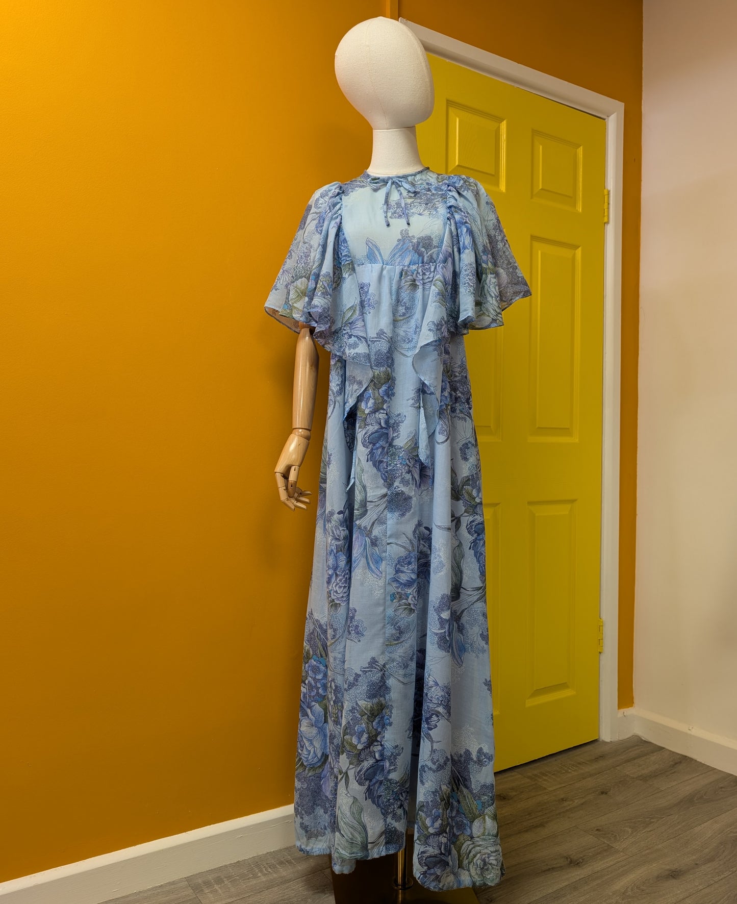 1970s Shelana blue maxi dress - Size 10