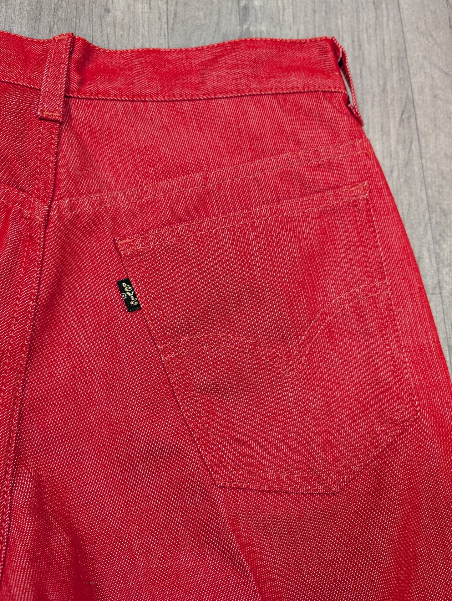 Levi's sta-prest for gals - 27"W 19"L