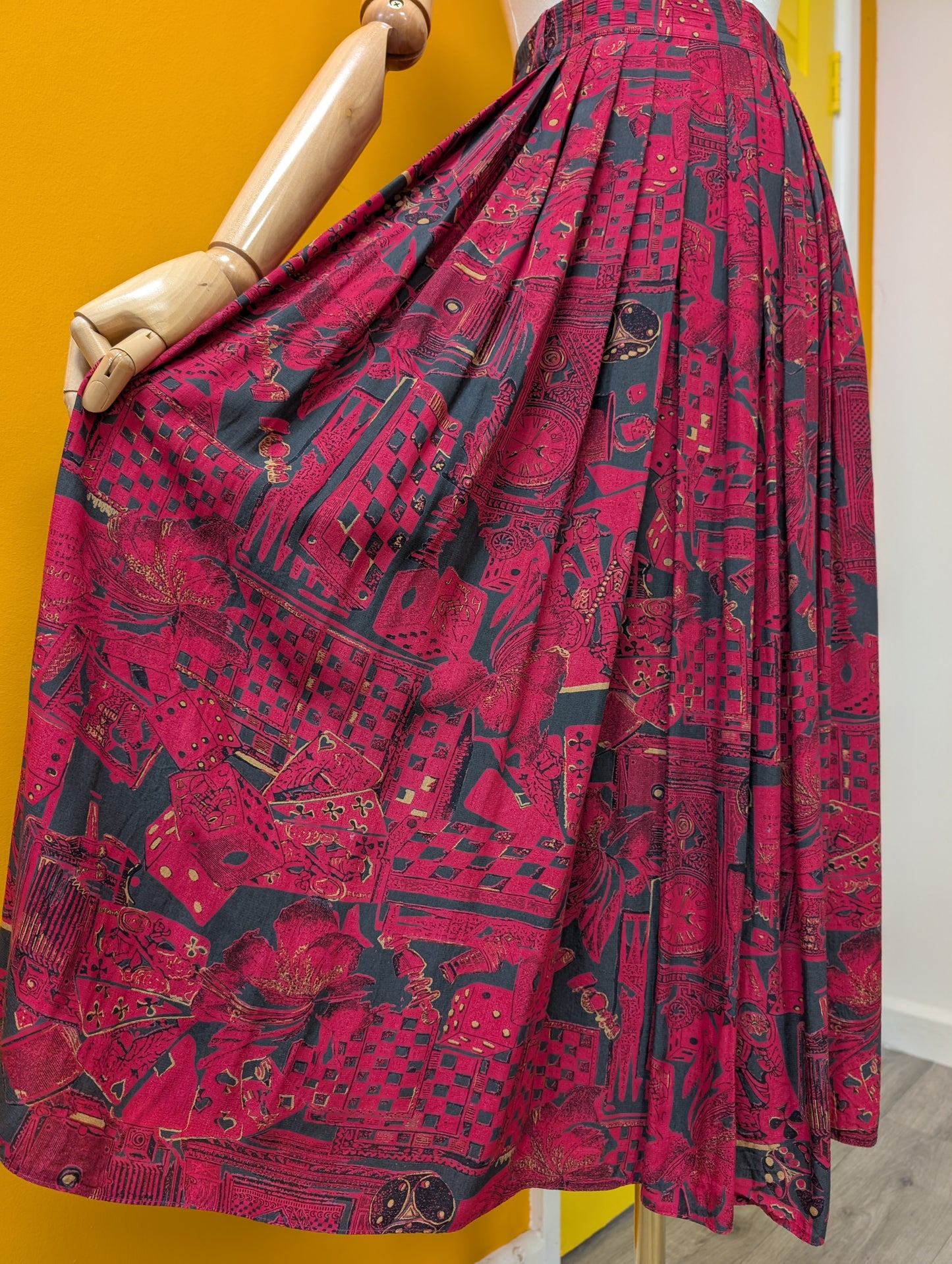 1980s Irringer novelty print shirt and skirt - Size 10/12