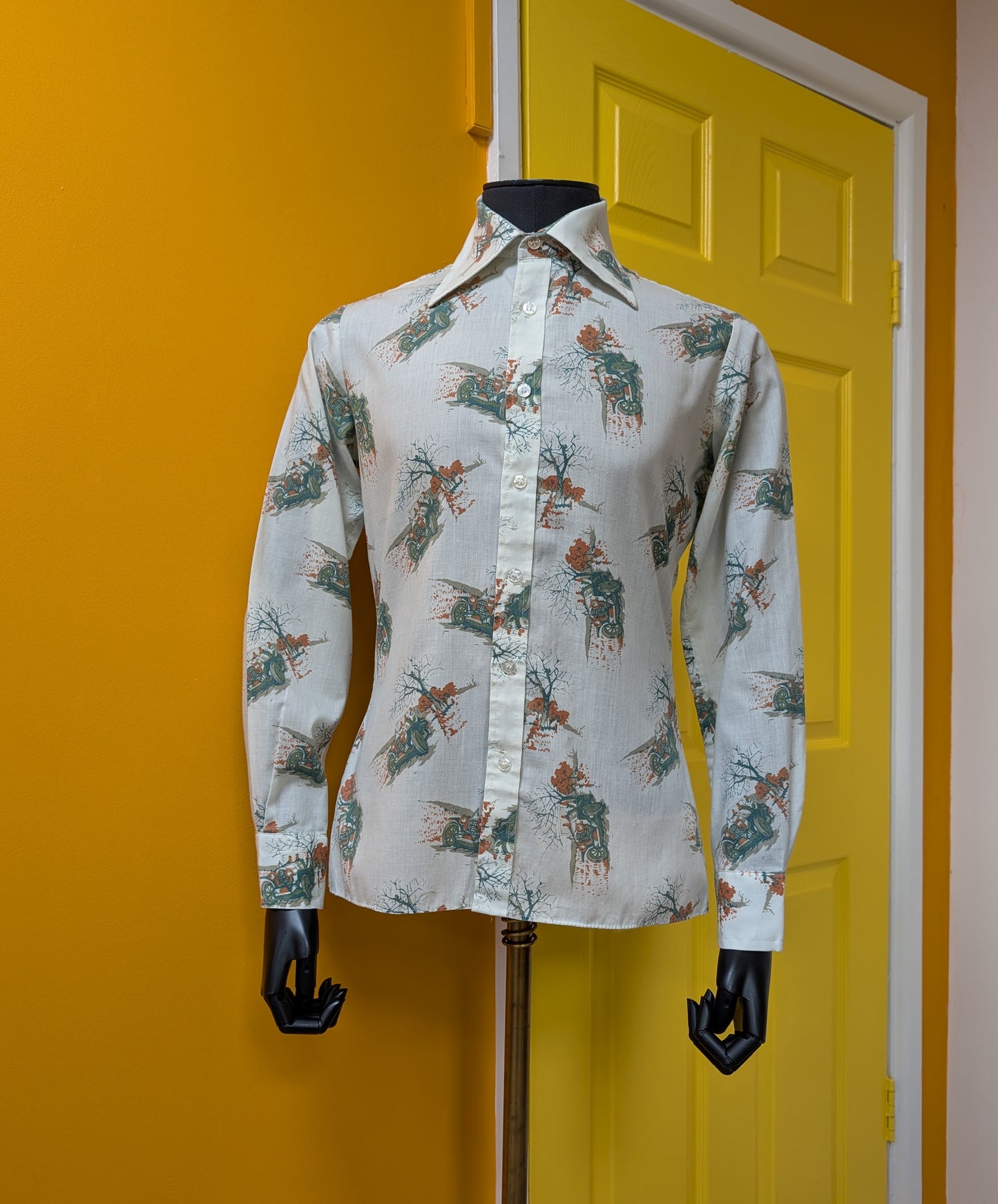 1970s Pickwick novelty car print shirt