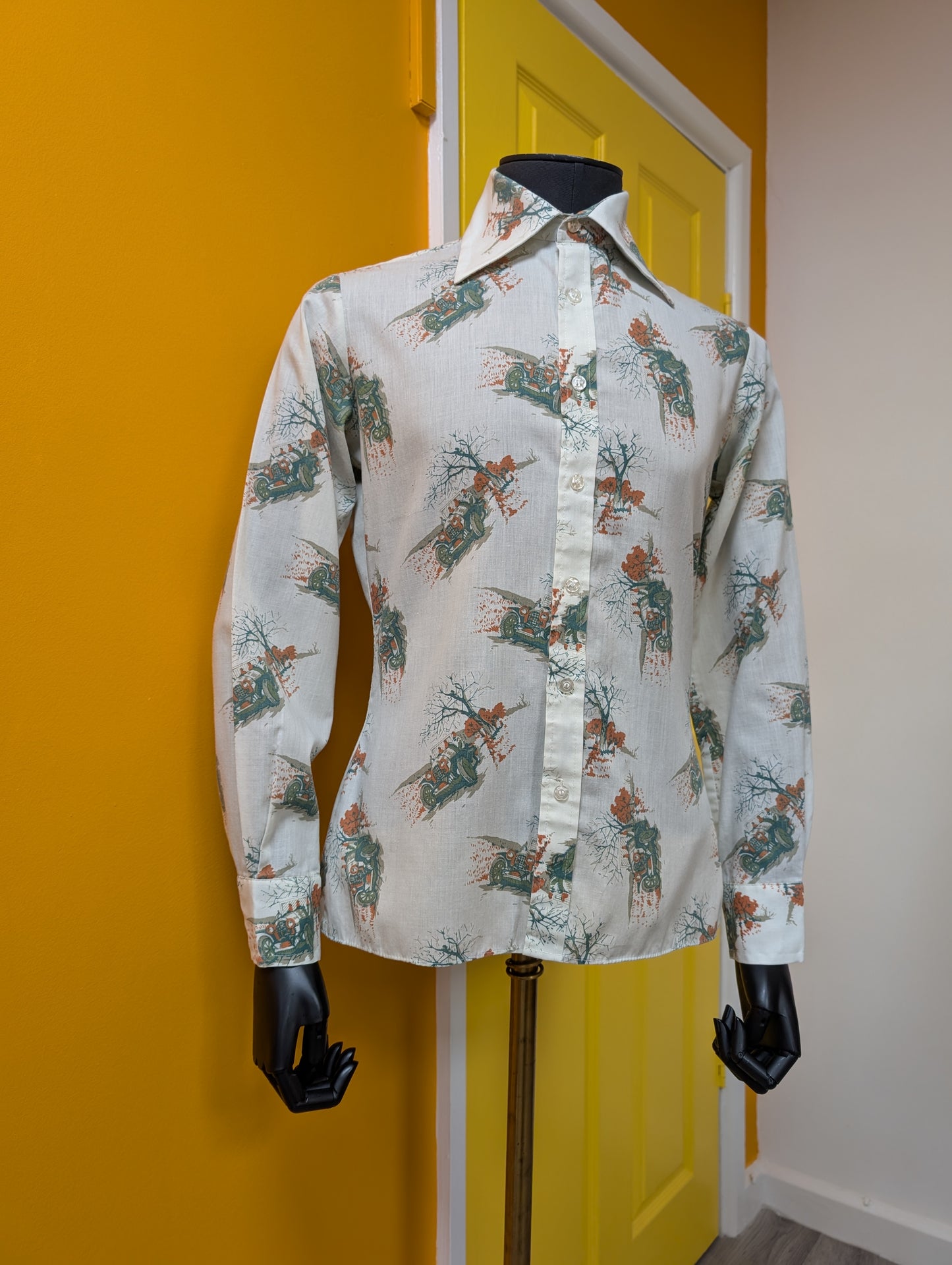 1970s Pickwick novelty car print shirt