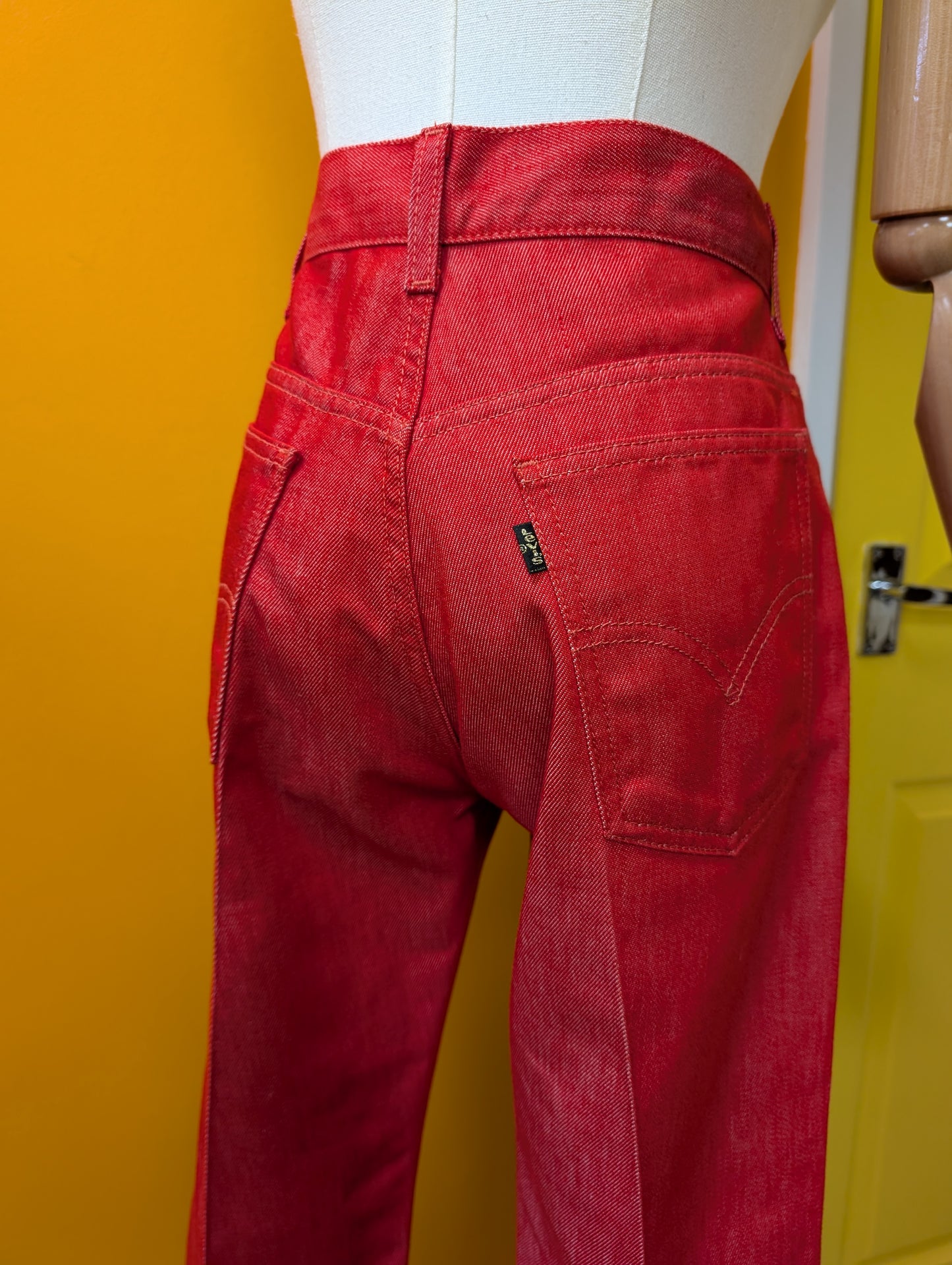 Levi's sta-prest for gals - 27"W 19"L