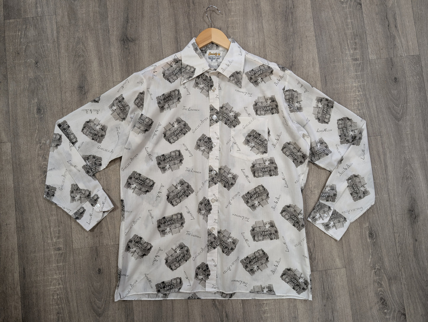 1970s novelty print London pubs shirt