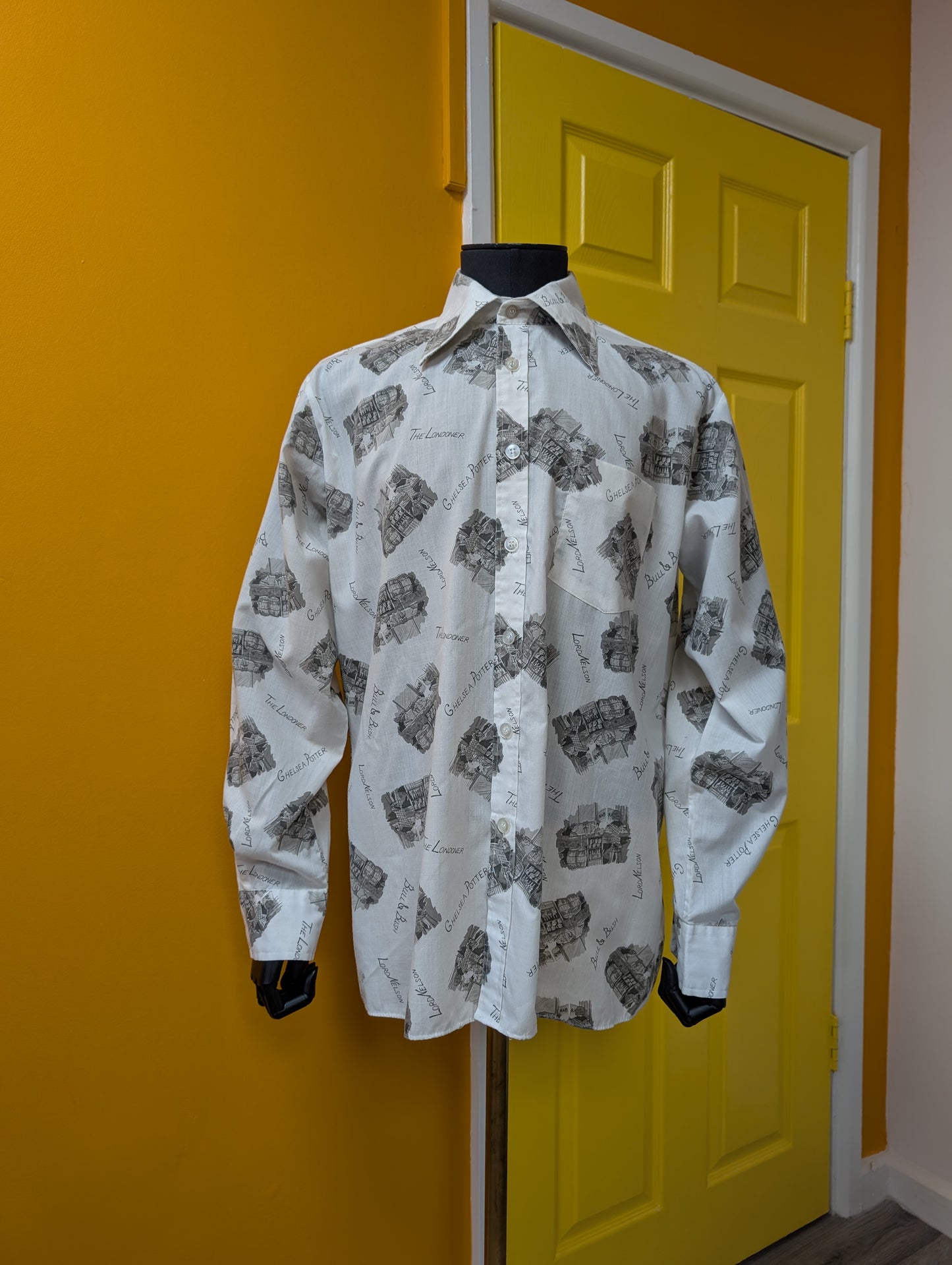 1970s novelty print London pubs shirt