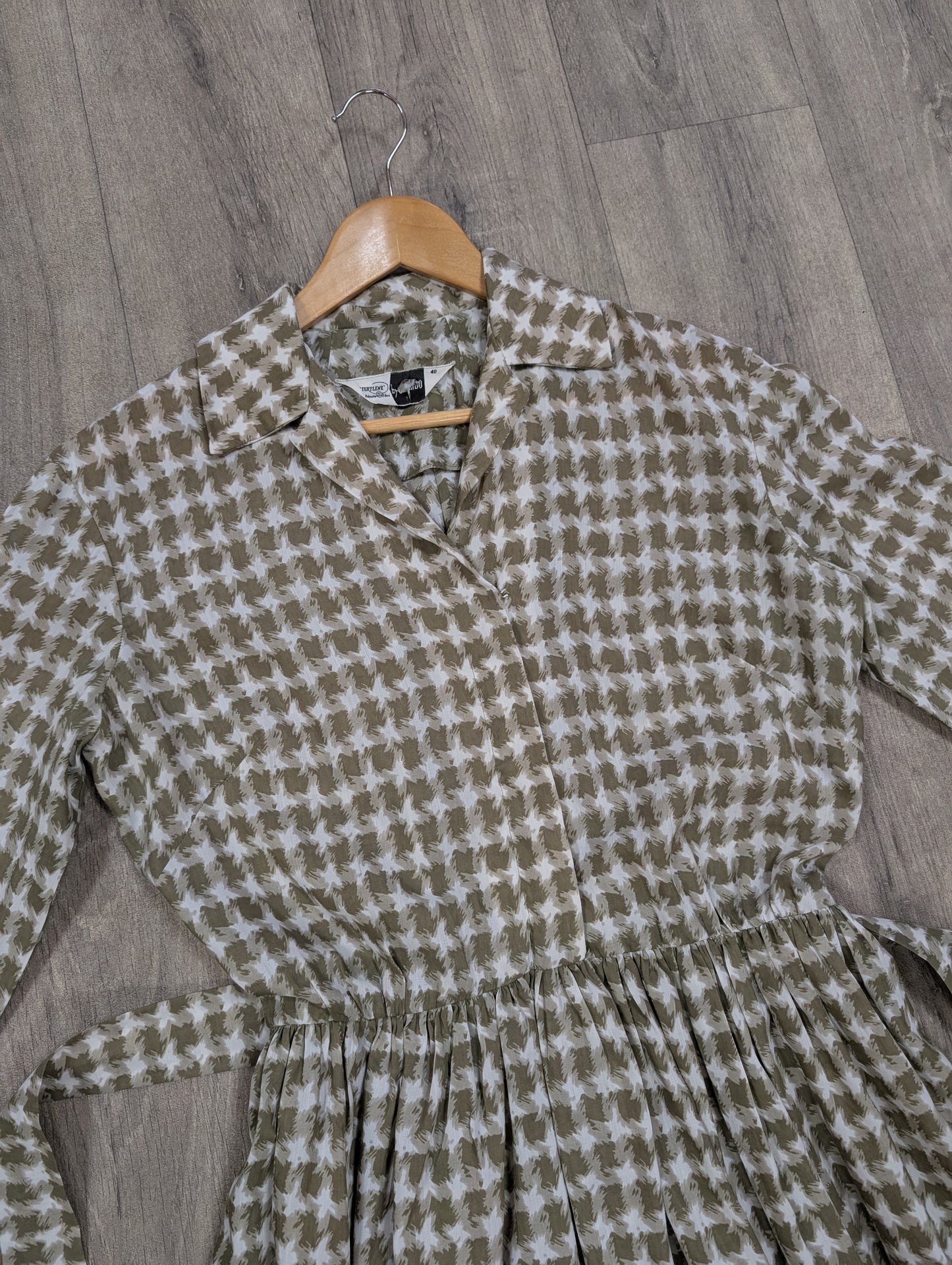 1960s Sambo dress and belt - 40"B 28"W