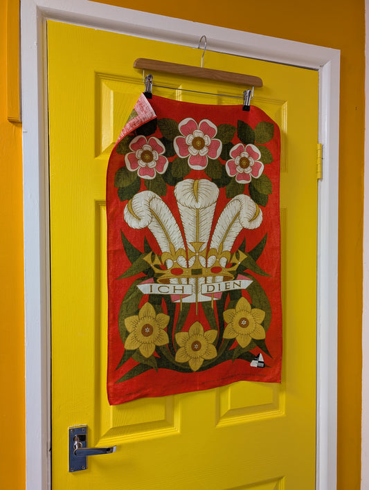 Deadstock Prince of Wales Ich Dien linen tea towel