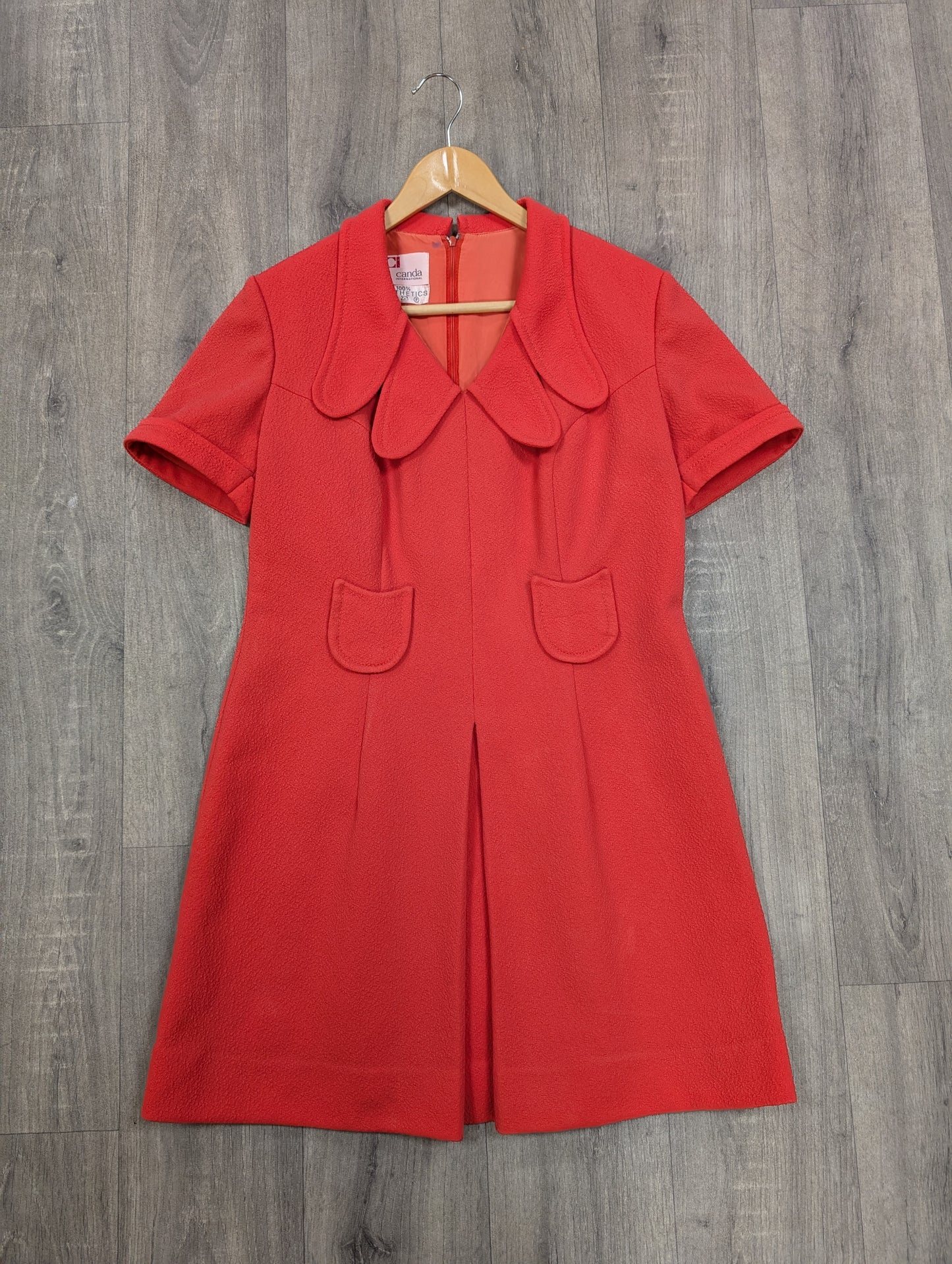 1970s Canda dress with epic collar - Size 12/14
