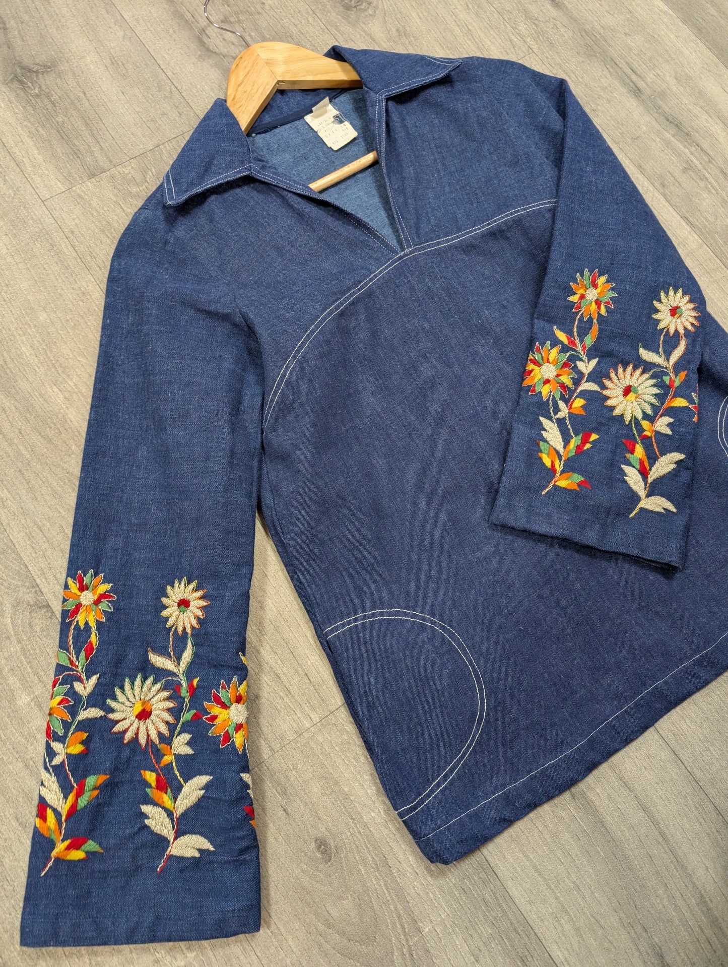1970s embroidered denim top - XS/S
