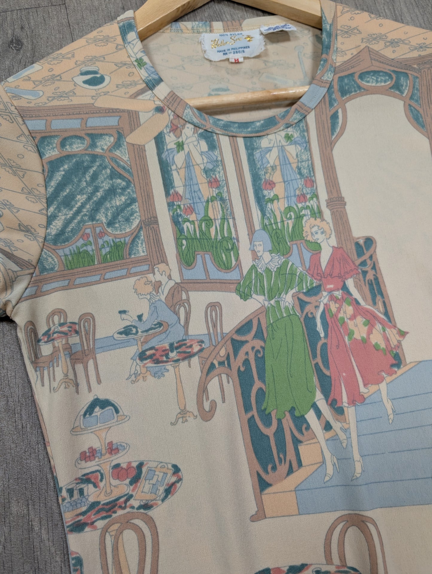 1970s Helen Sue novelty print nylon tee