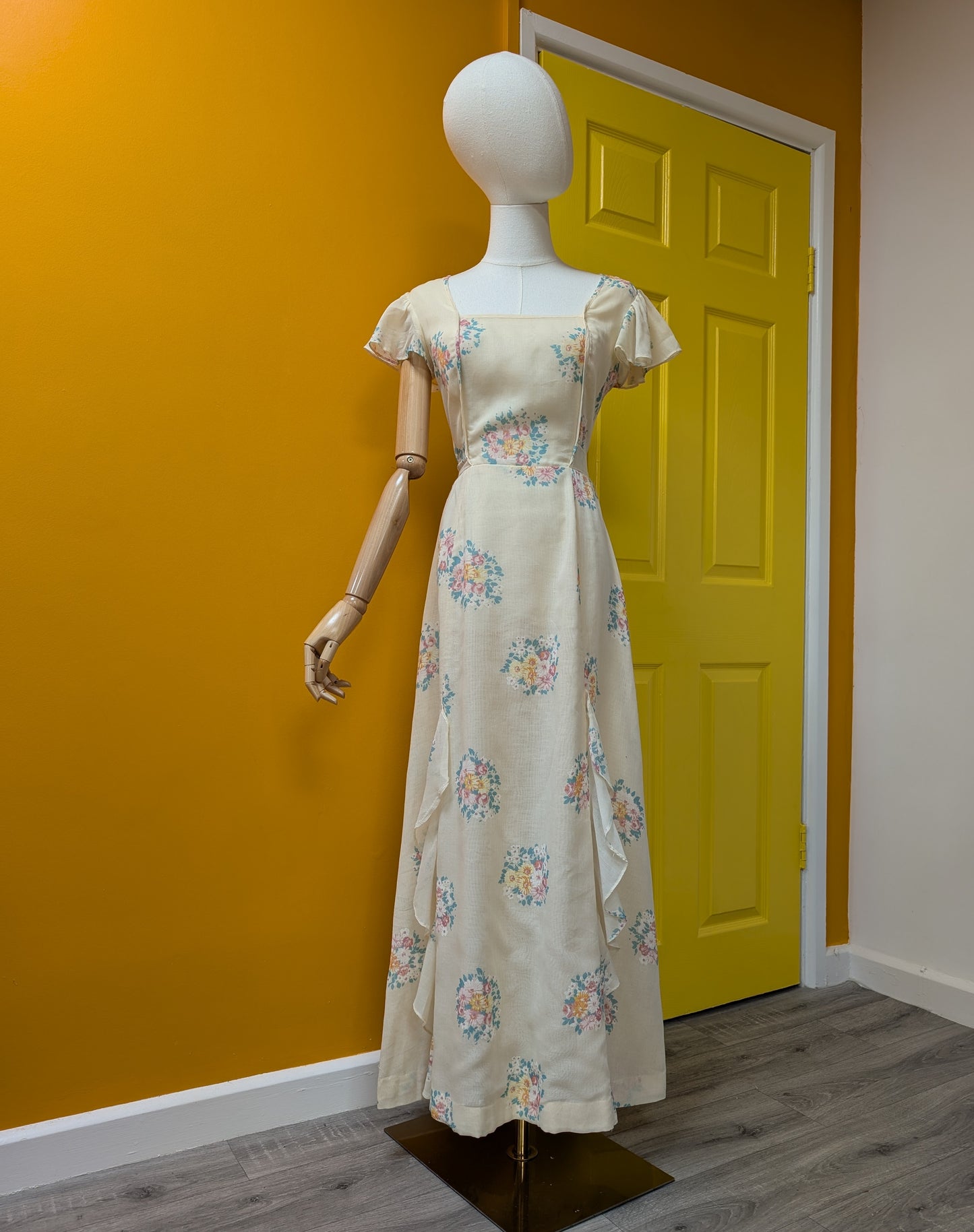 1970s Outlook sheer floral maxi dress - Size 8