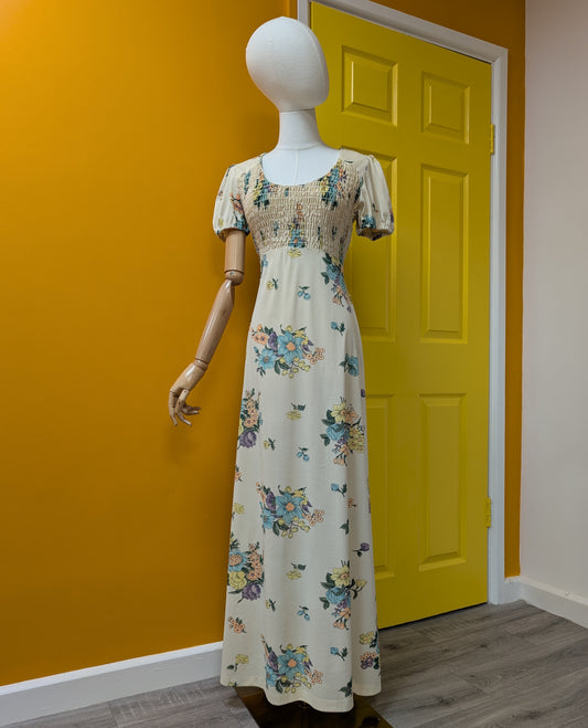 1970s floral maxi dress - Size 10/12/14
