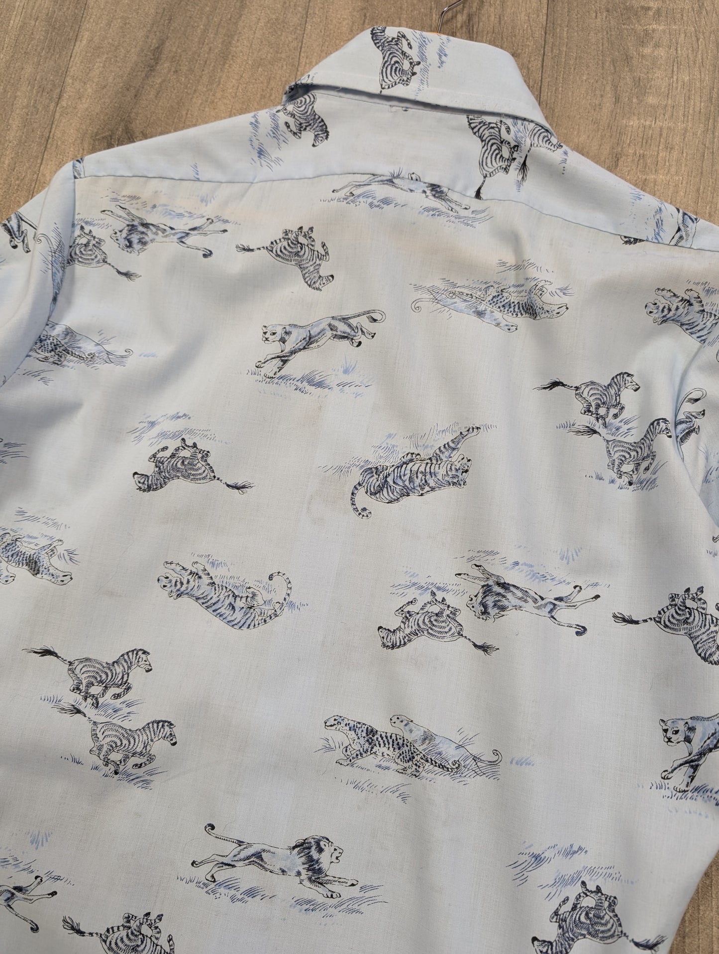 1970s Dickens novelty safari animal print dagger collar shirt