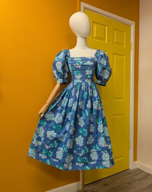 1980s Laura Ashley floral cotton dress - S/8
