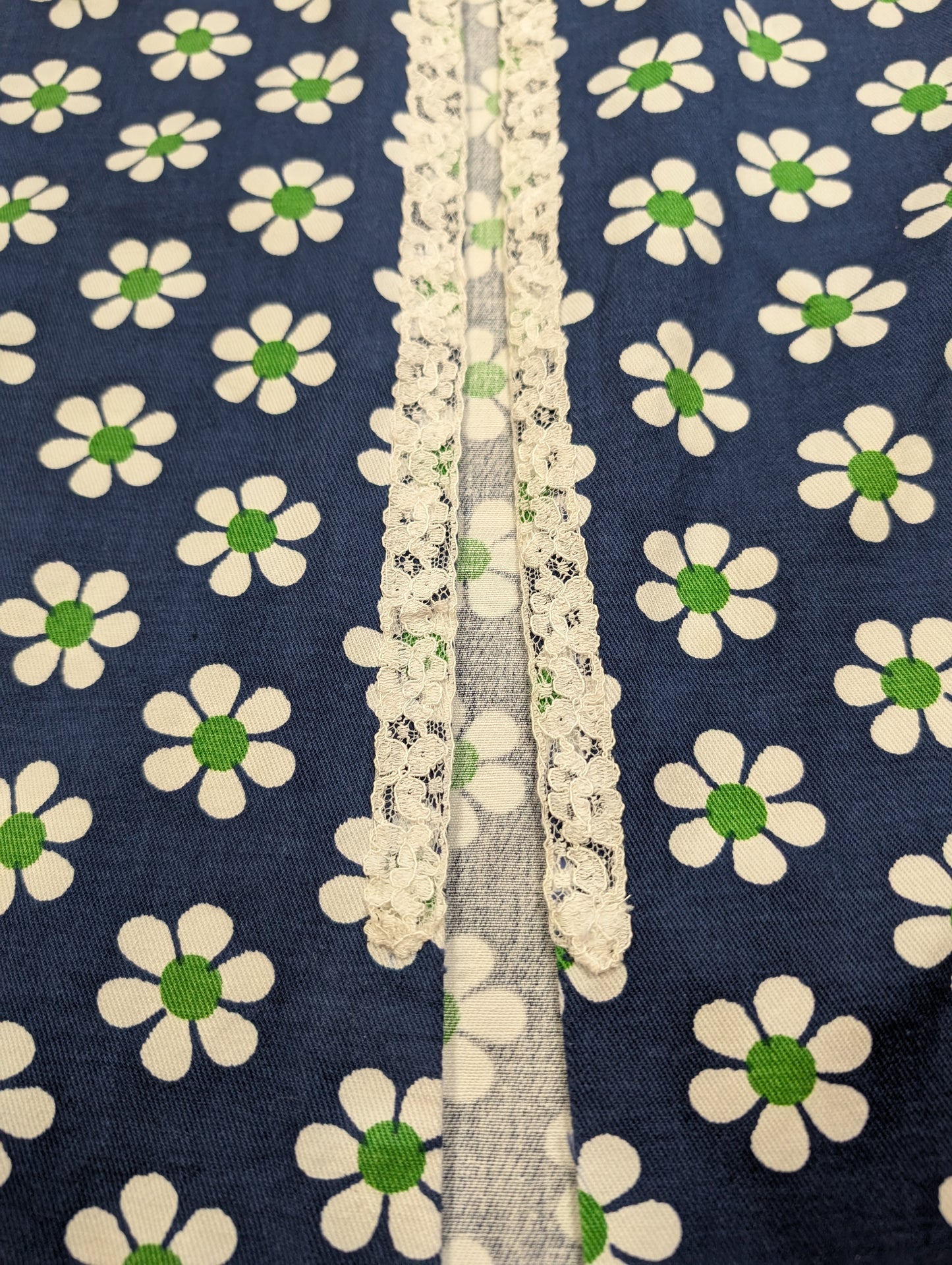 1960s daisy print cotton with lace trim jacket - XS/S