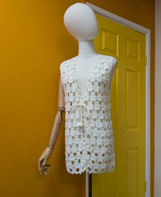 1970s Ohenry white crocheted waistcoat - S/M
