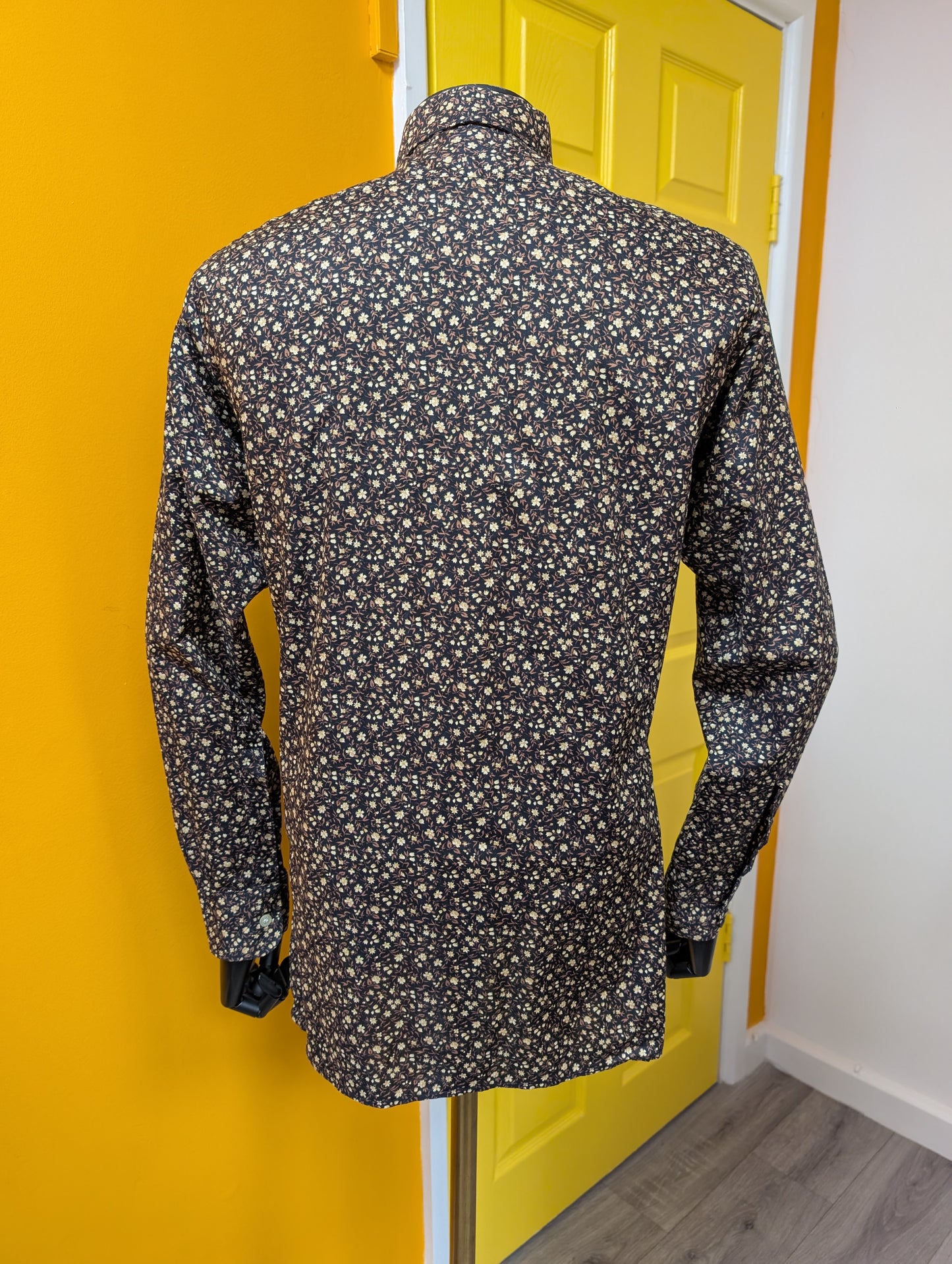 1970s Van Heusen floral cotton shirt