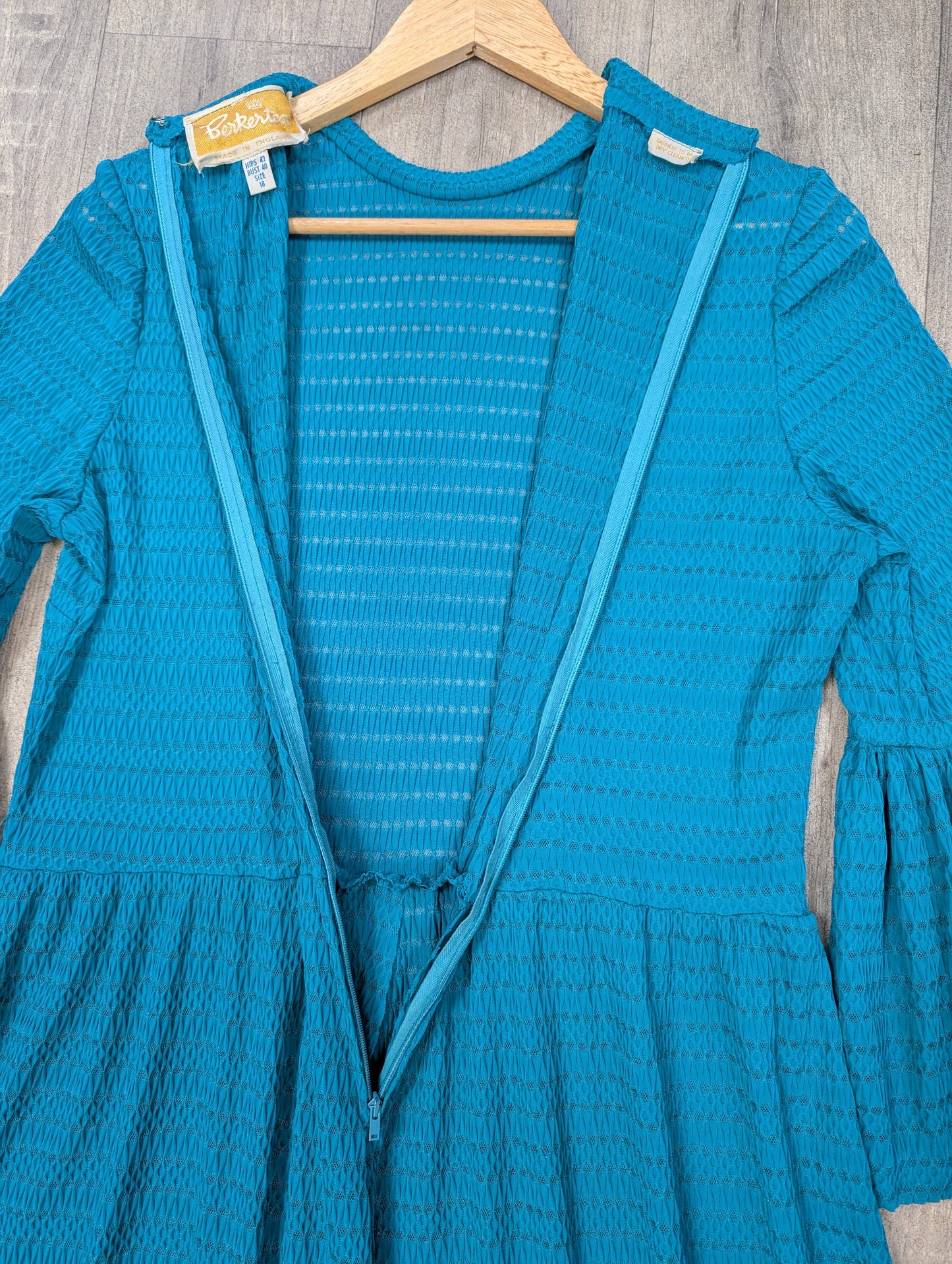 1970s Berkertex maxi dress & belt - L/16