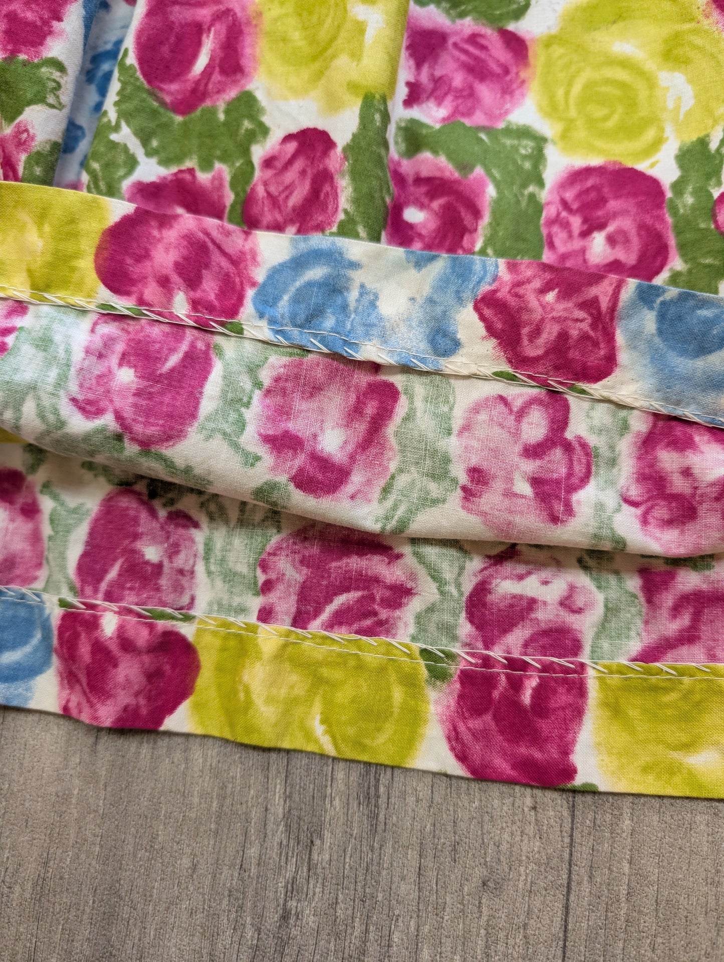 Early 1960s floral cotton dress & belt - 36"B, 29"W
