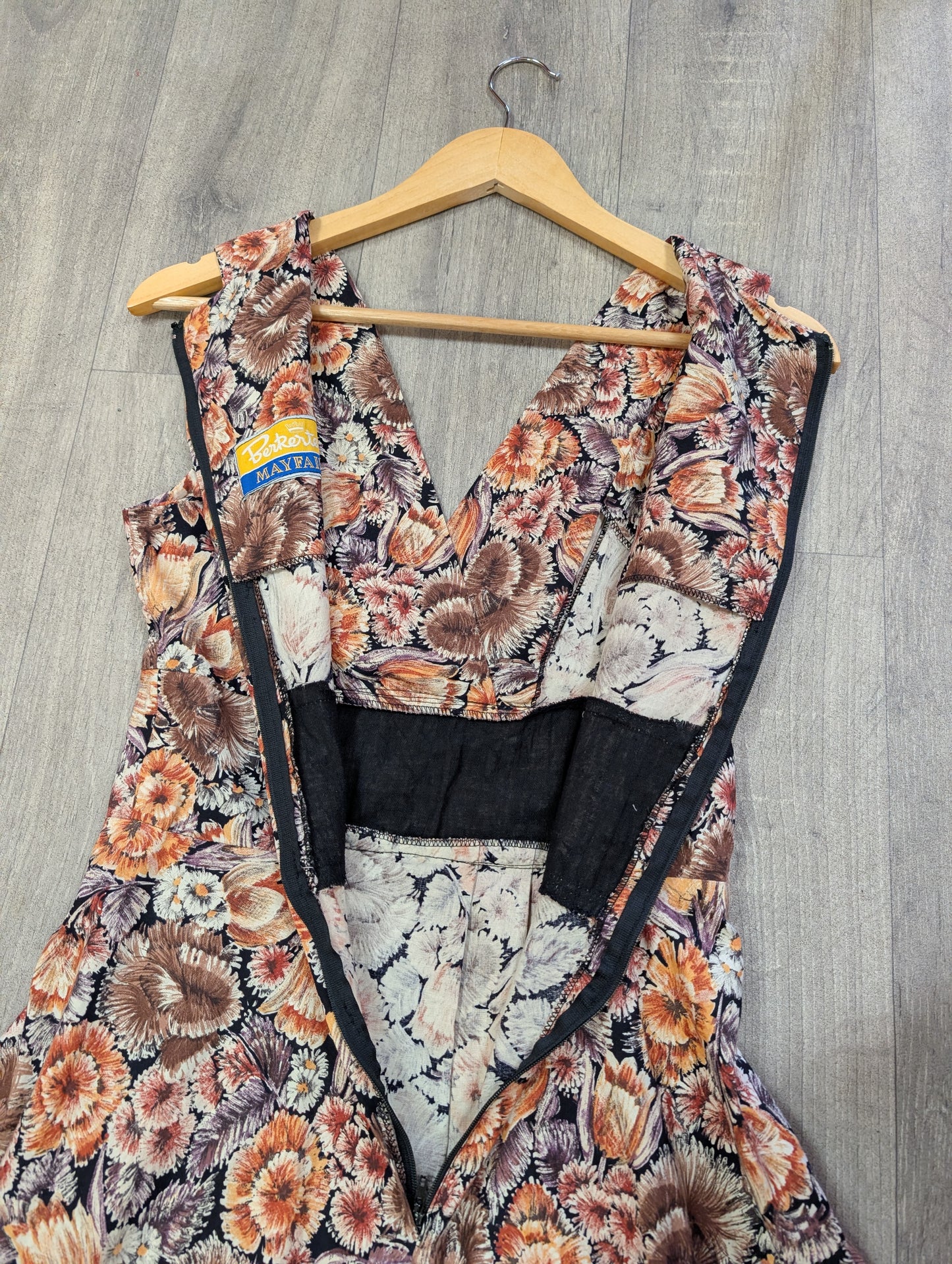 1970s Berkertex Mayfair dress - S/8