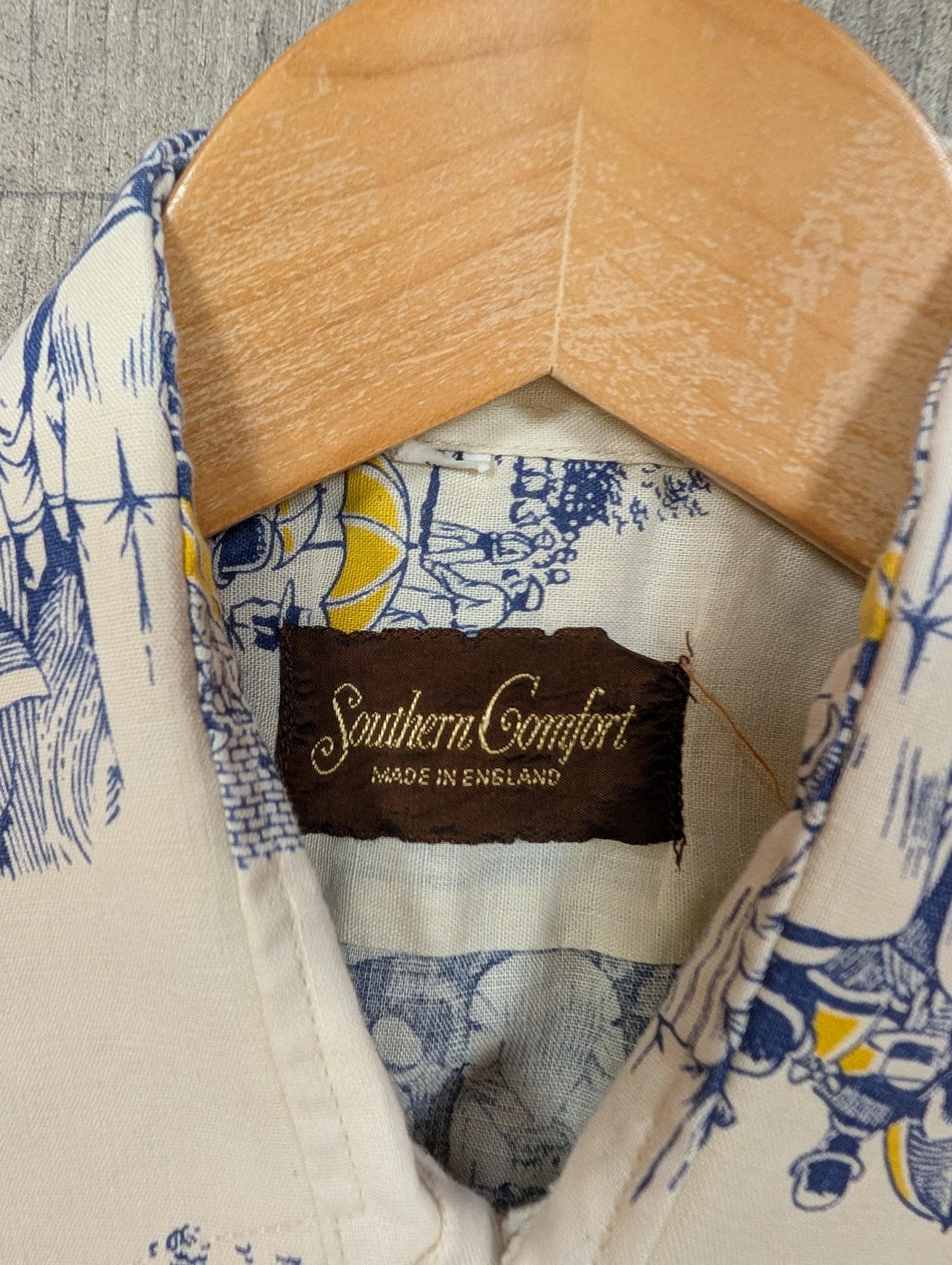 1970s Southern Comfort novelty tennis print shirt