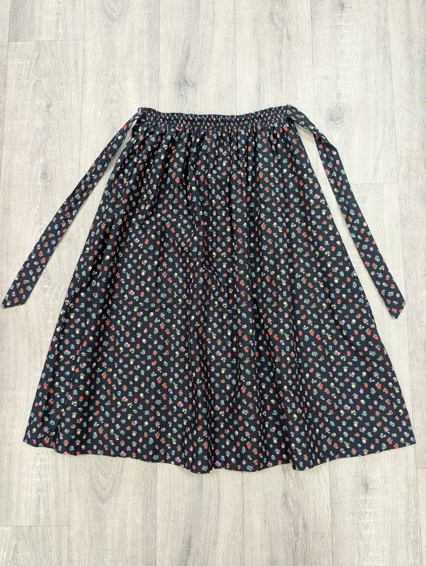 1970s Czarina black floral cotton skirt - S/M
