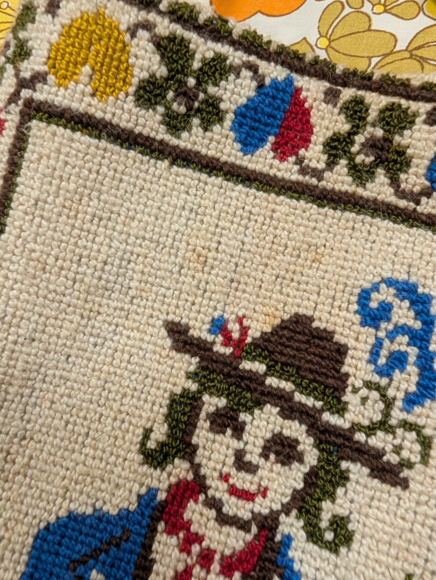 Wool tapestry needlepoint folk art souvenir bag