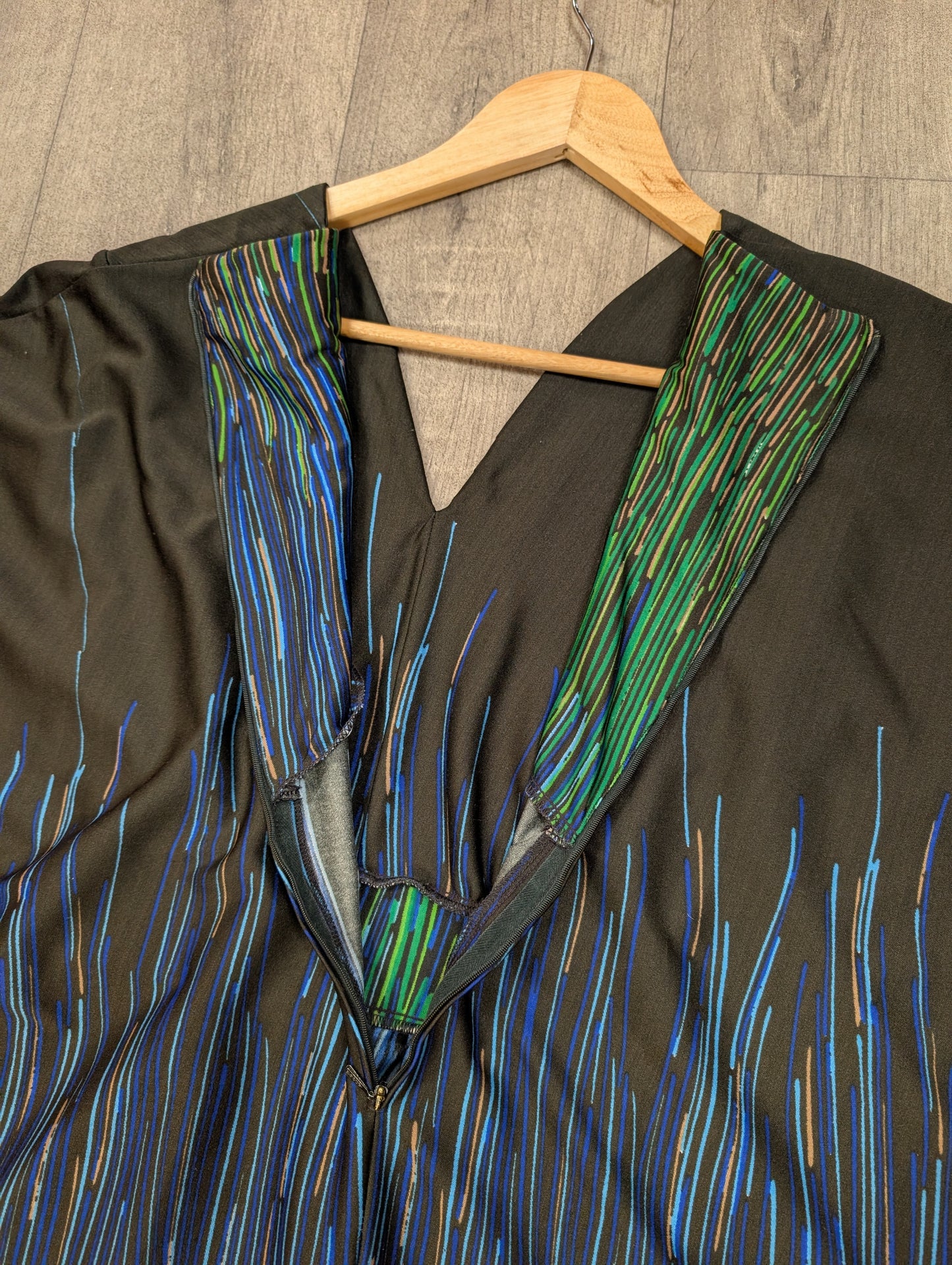 1970s kaftan dress